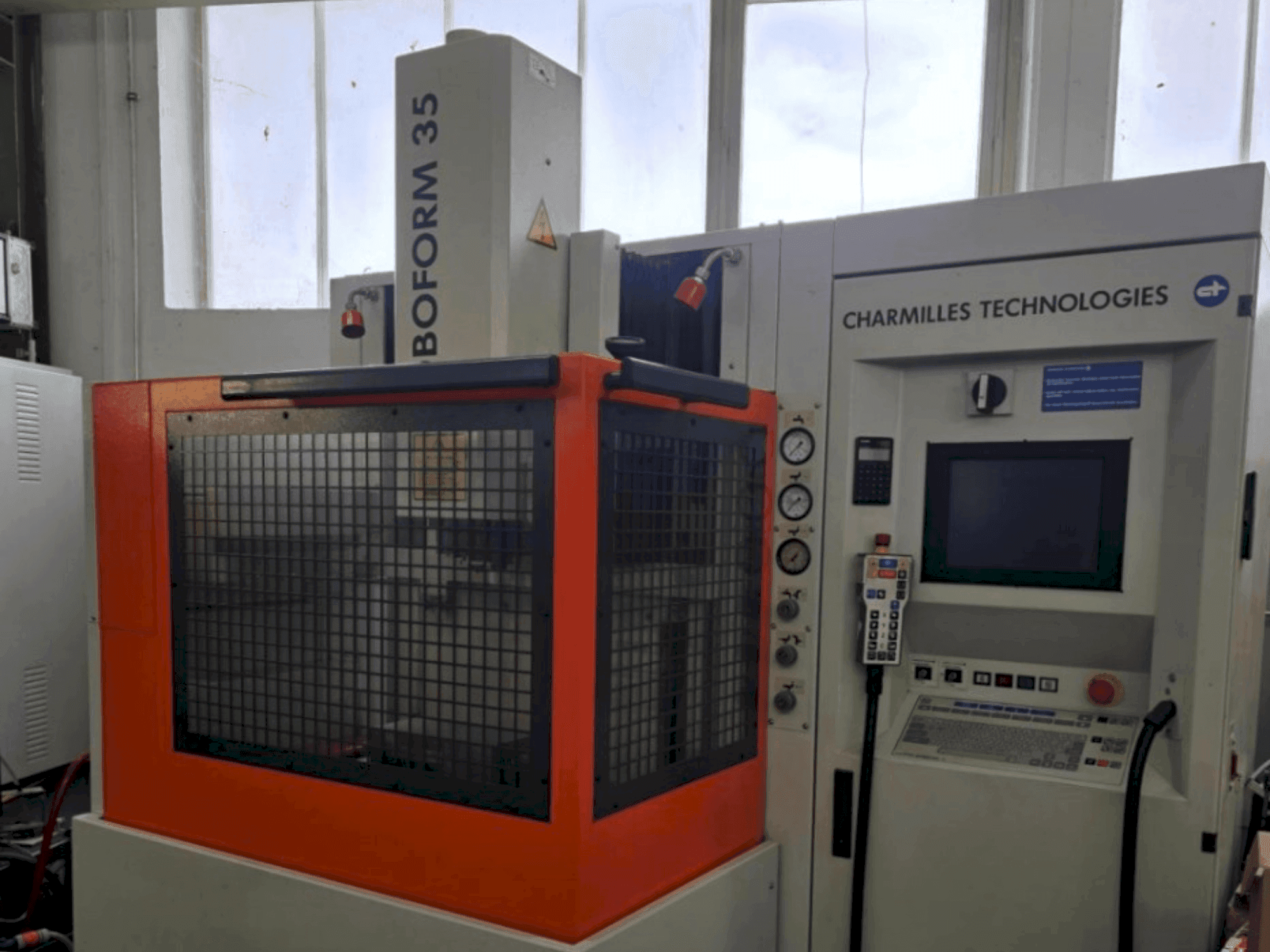 CHARMILLES Roboform 35-maskinen framifrån