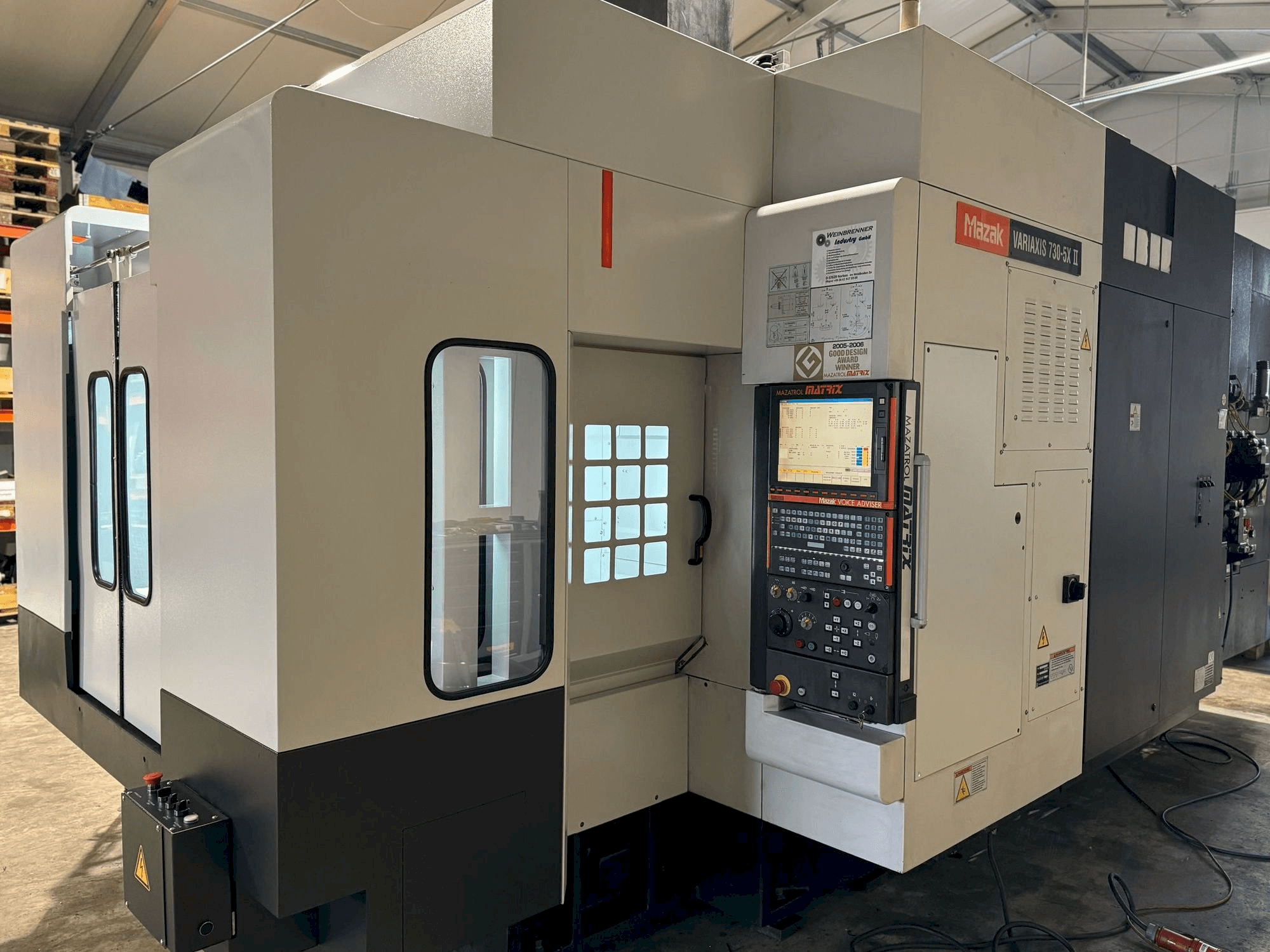 Mazak Variaxis 730-5X II-maskinen framifrån