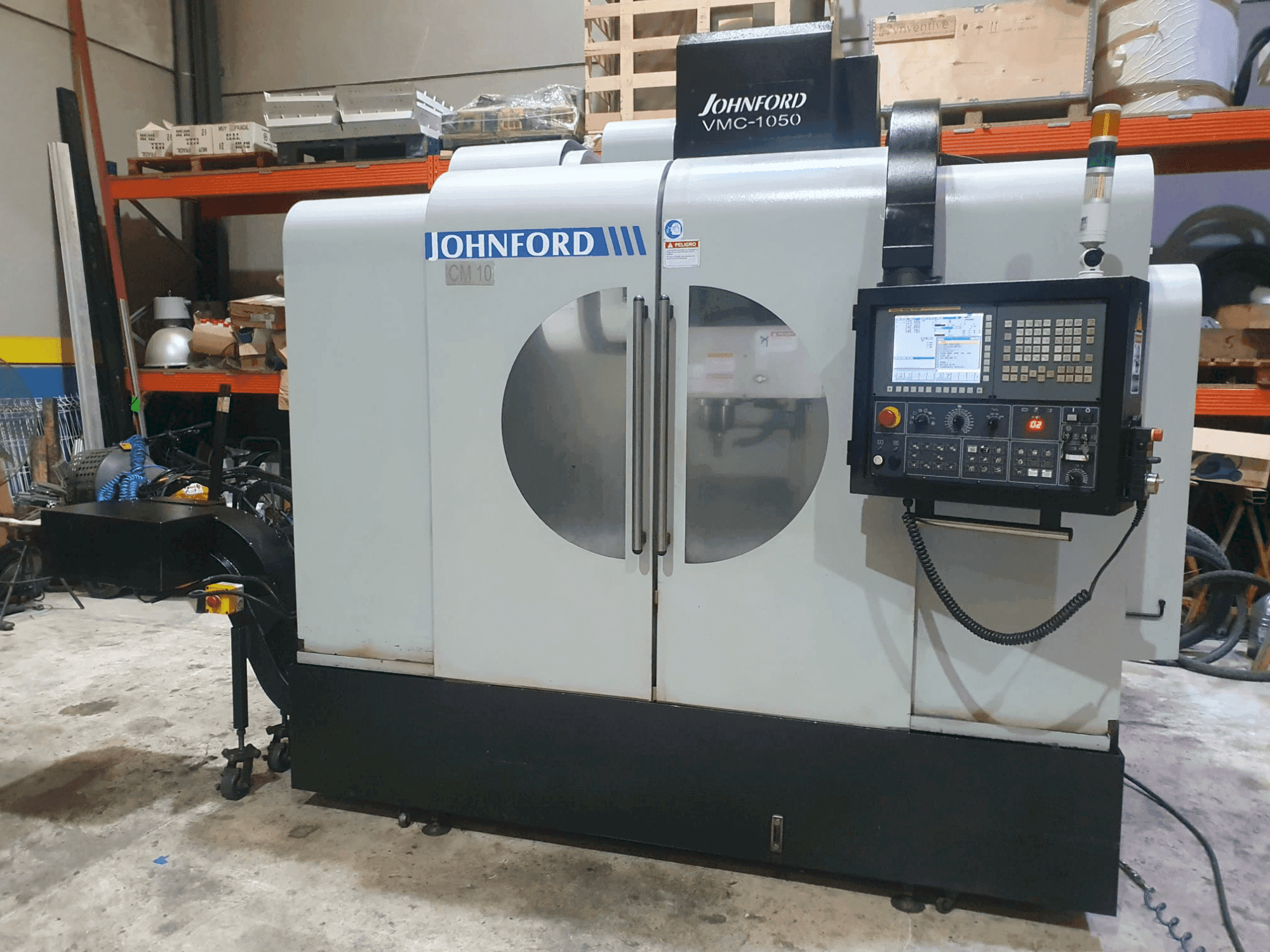 Johnford VMC-1050-maskinen framifrån