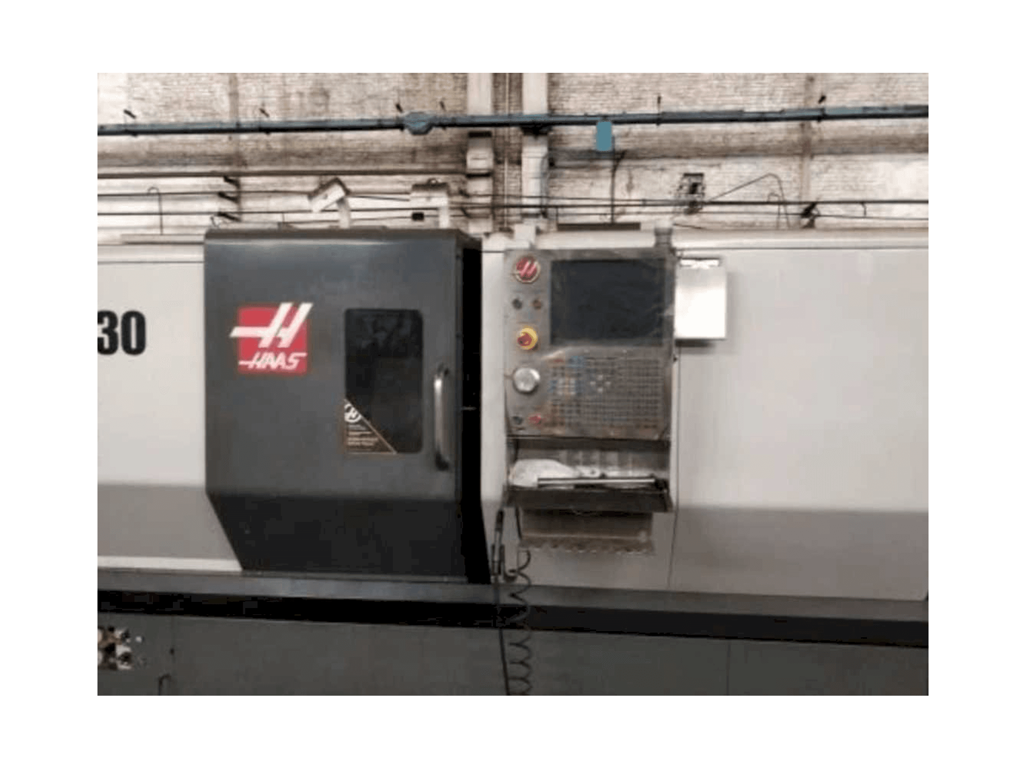 HAAS ST-30-maskinen framifrån