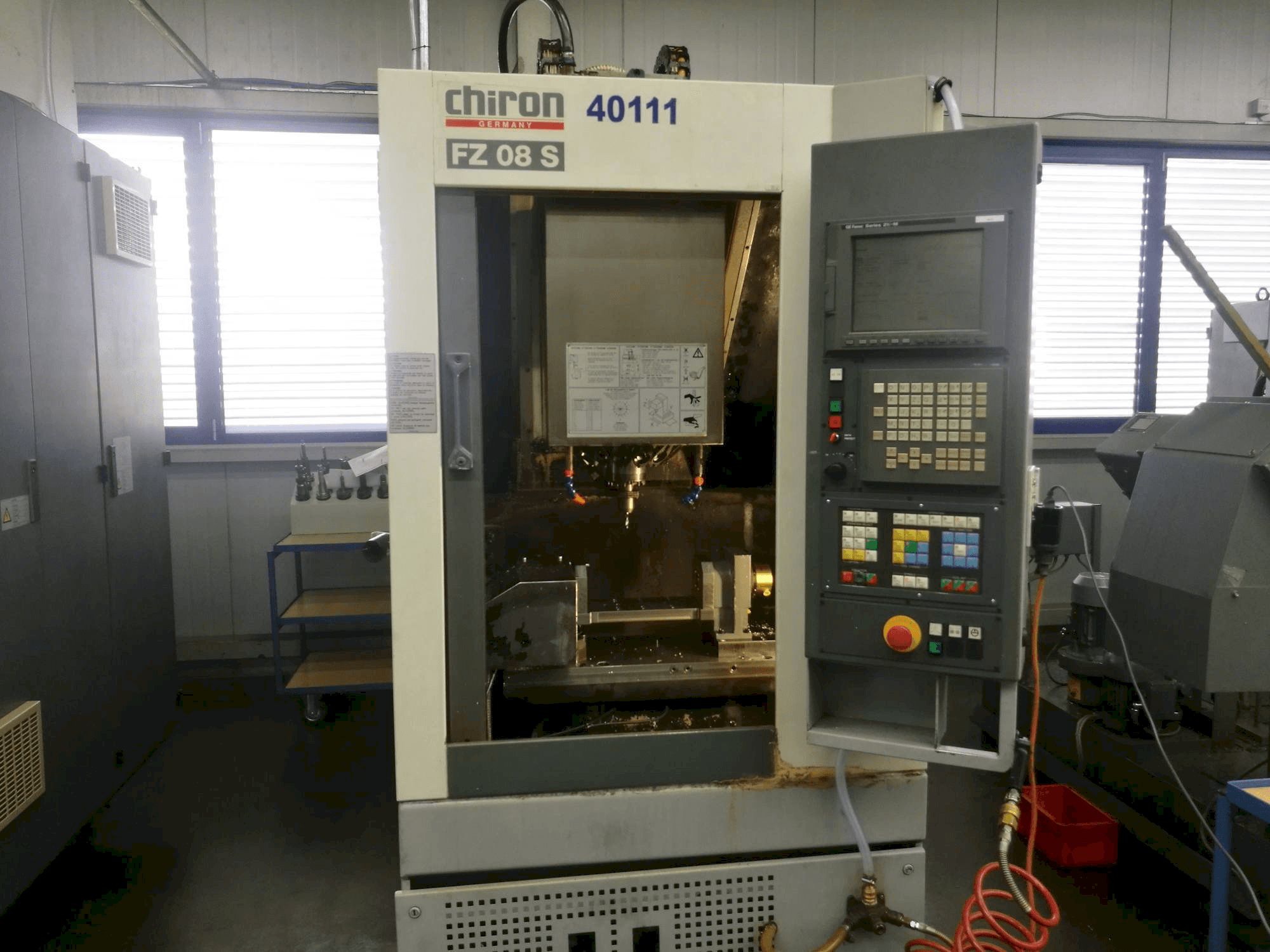 CHIRON FZ08S-maskinen framifrån