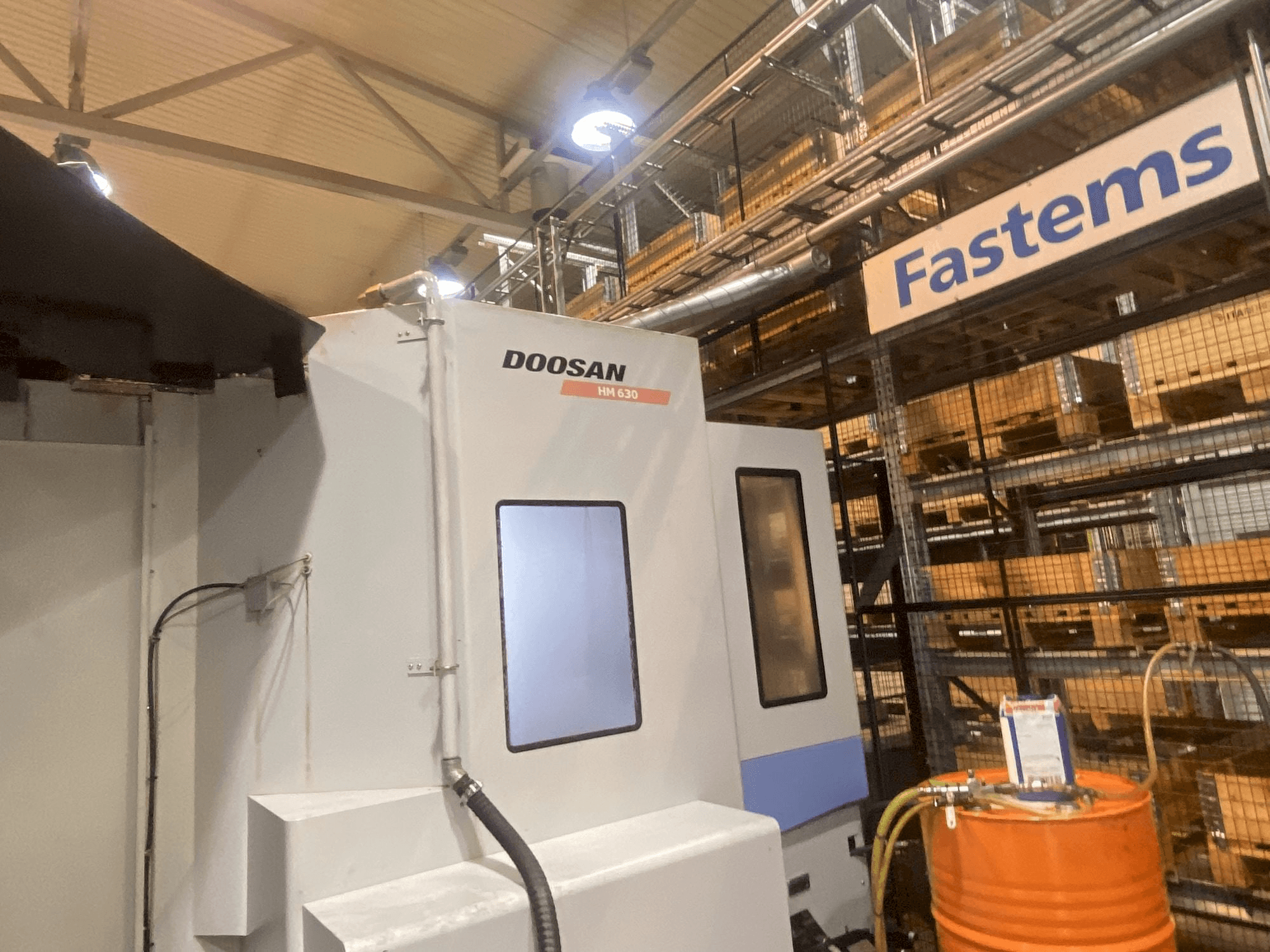 DOOSAN HM 630-maskinen framifrån