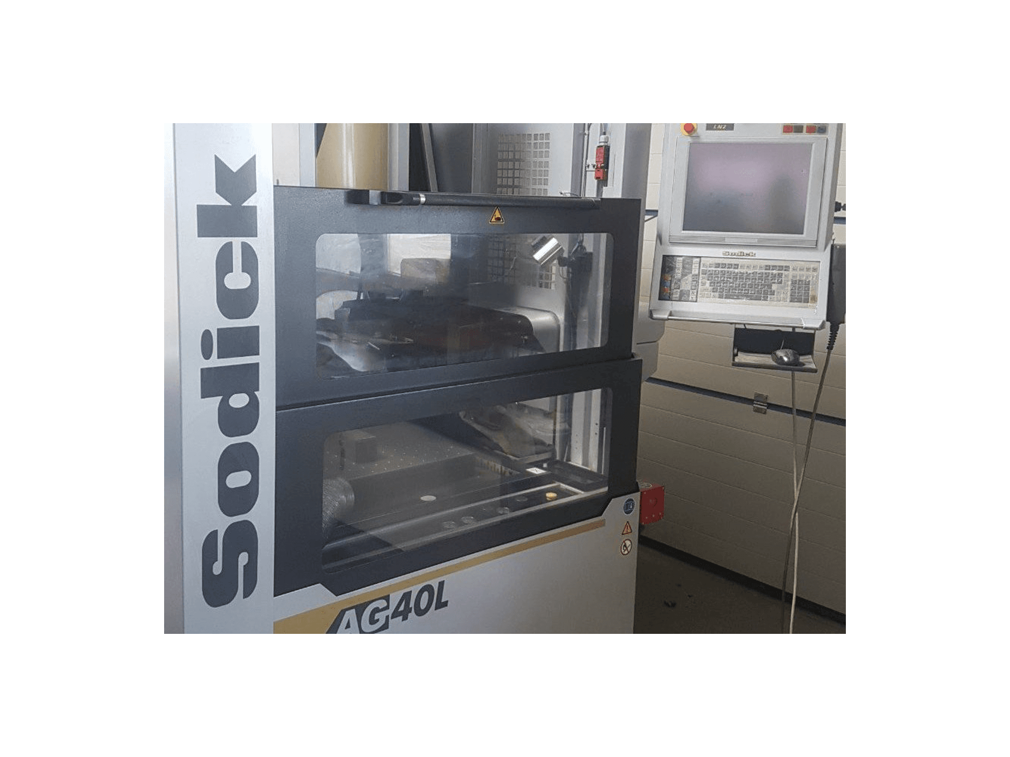 Sodick AG40L-maskinen framifrån