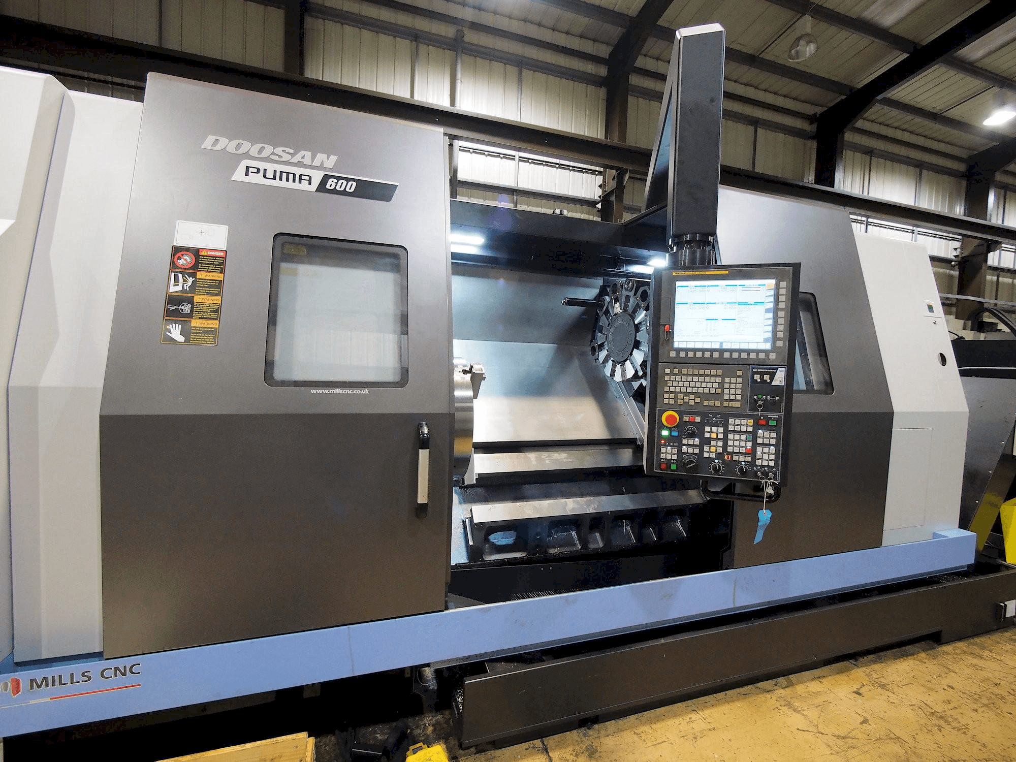 Doosan Puma 600-maskinen framifrån