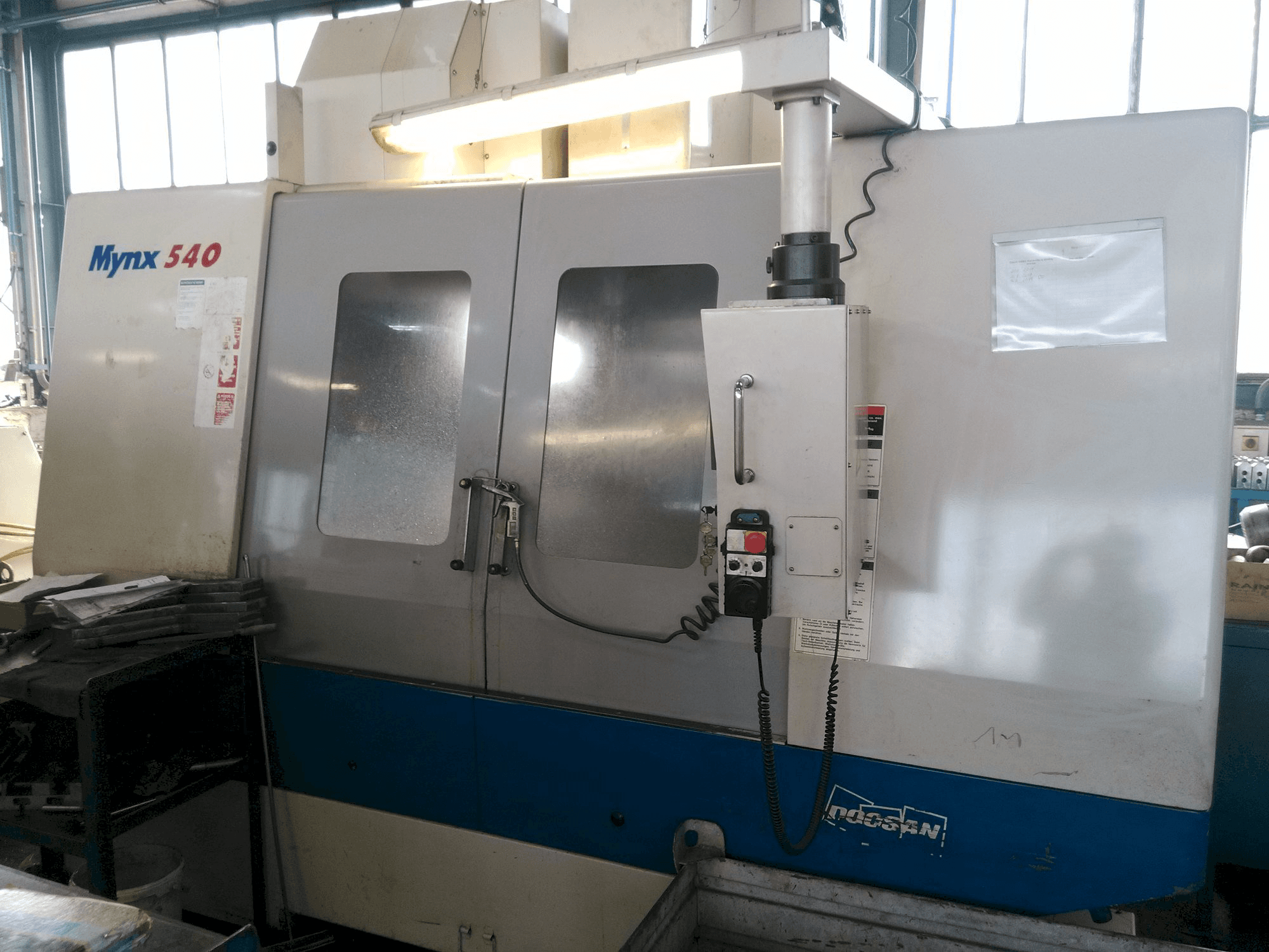 Doosan Mynx 540-maskinen framifrån