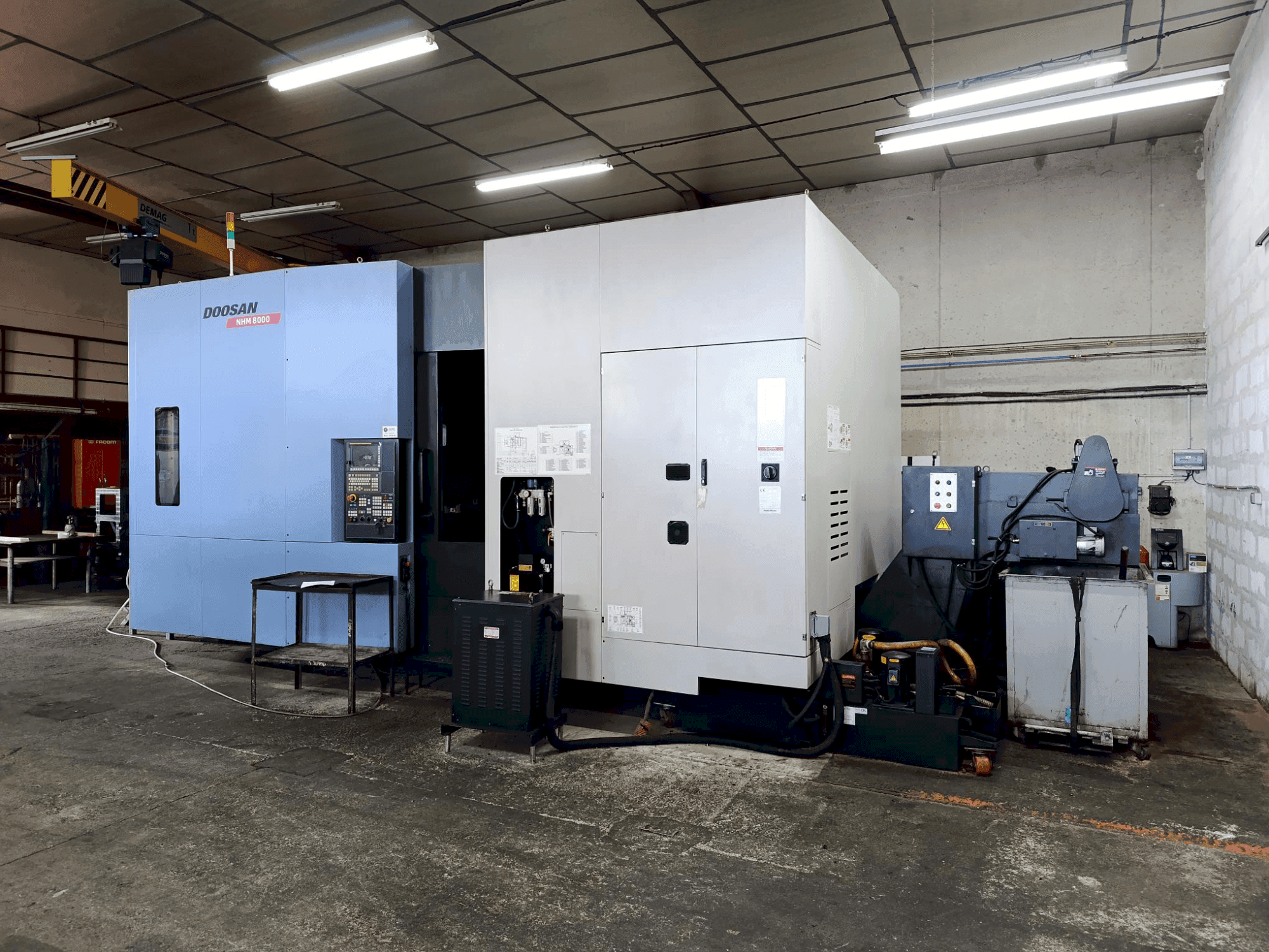 DOOSAN HM 8000-maskinen framifrån