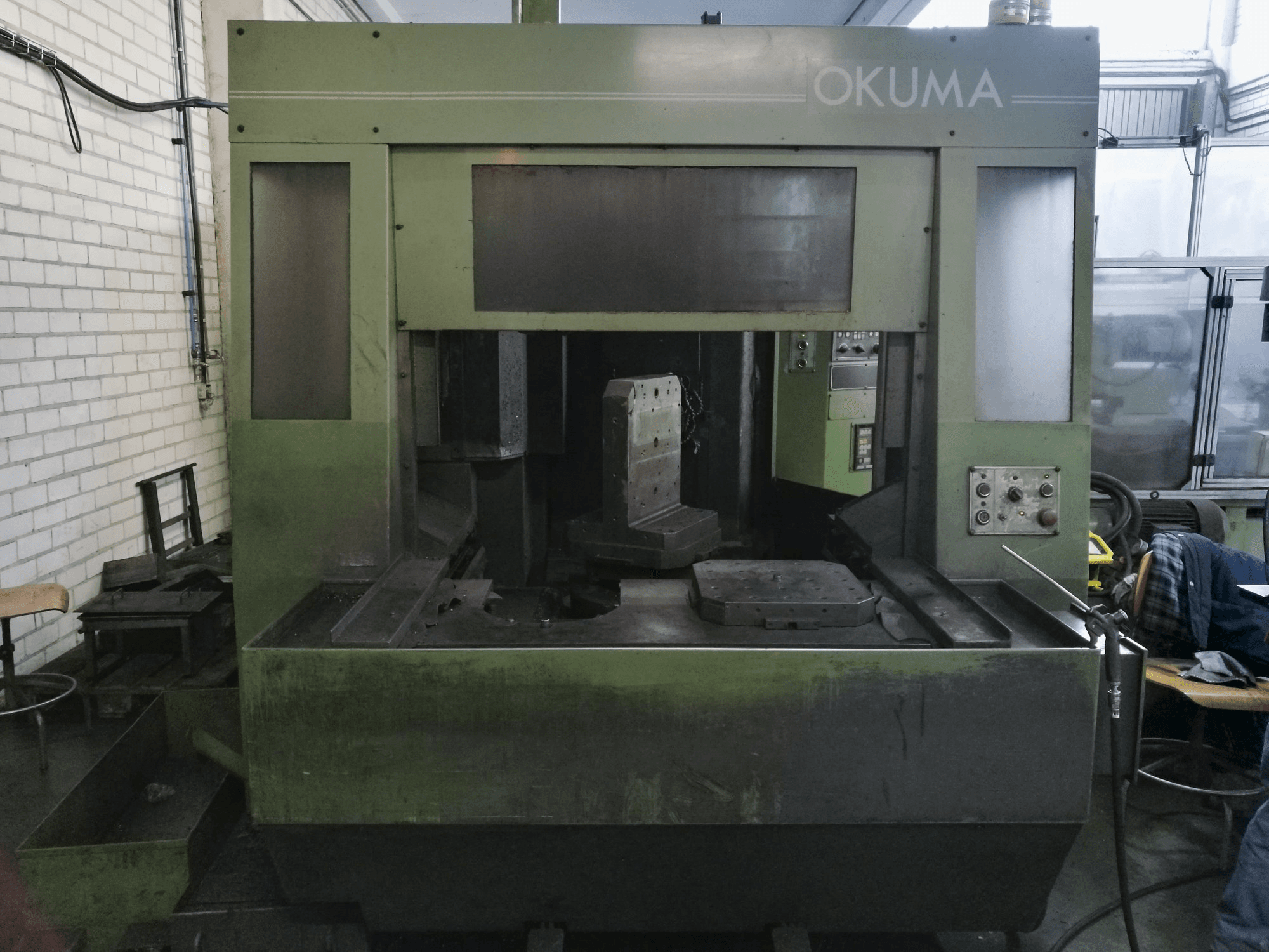 Okuma-maskinen framifrånMC-40H