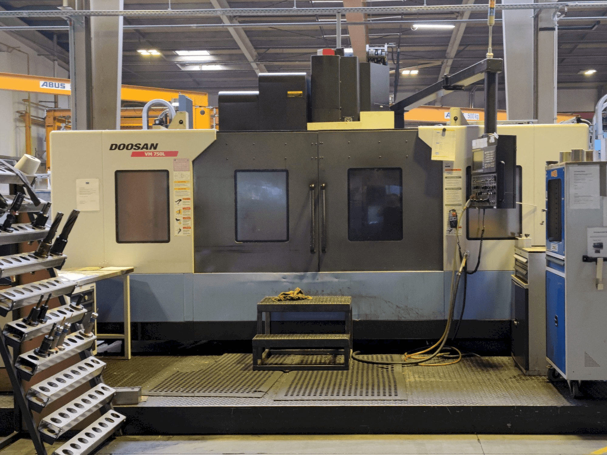 Doosan VM 750L-maskinen framifrån