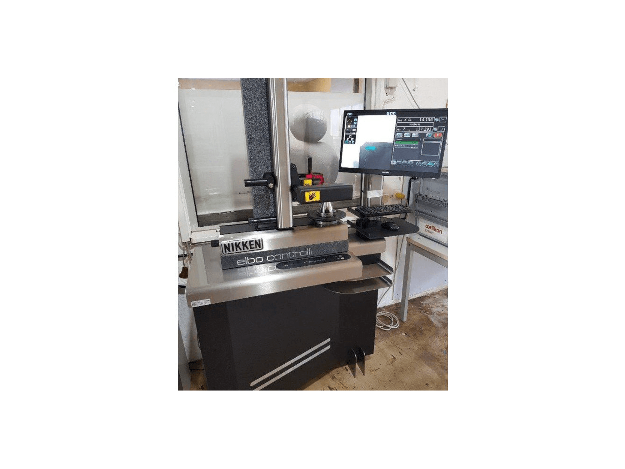 NIKKEN elbo controlli kyan-TW-maskinen framifrån