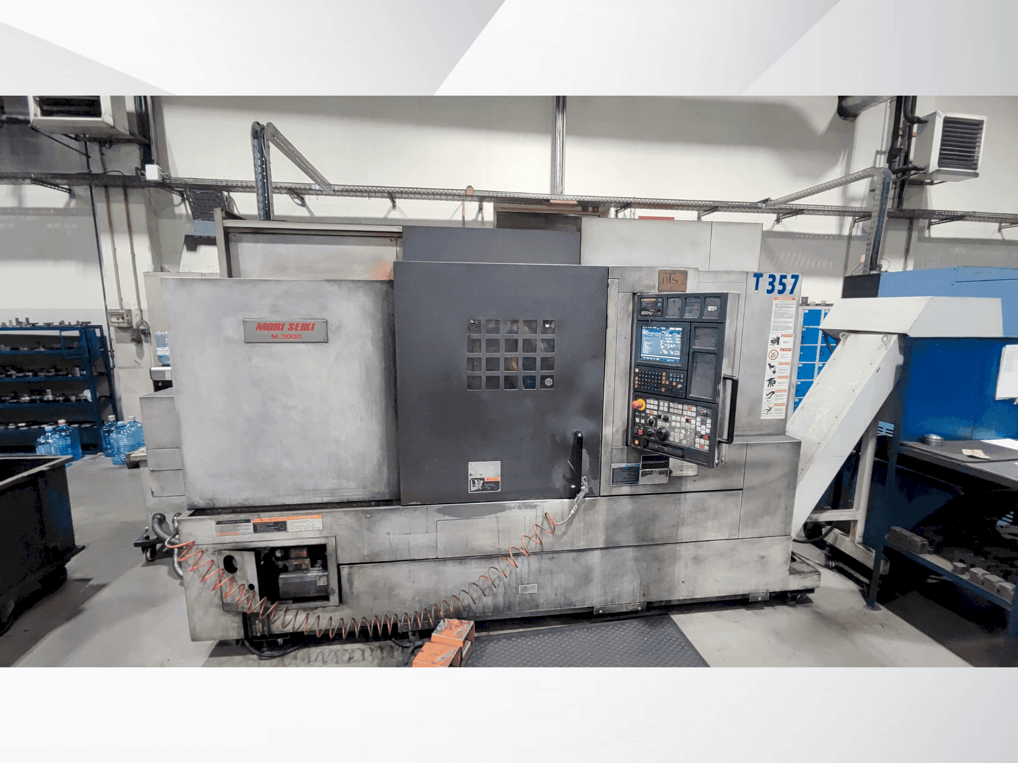 MORI SEIKI NL 3000/700-maskinen framifrån