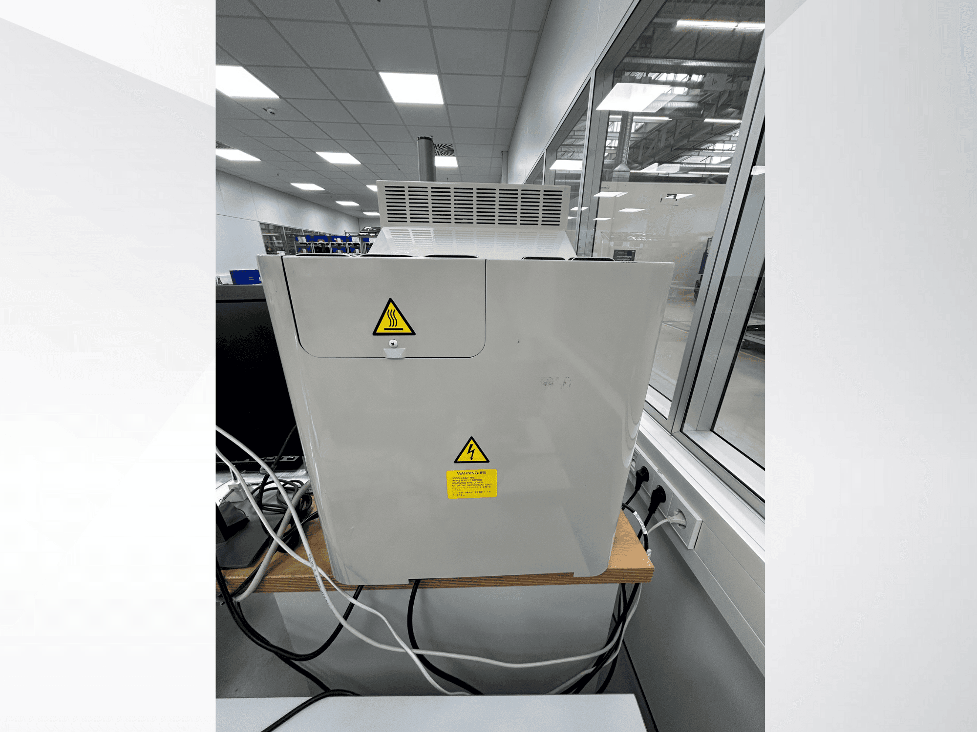 Mitutoyo Quick Scope QS-250Z-maskinen framifrån