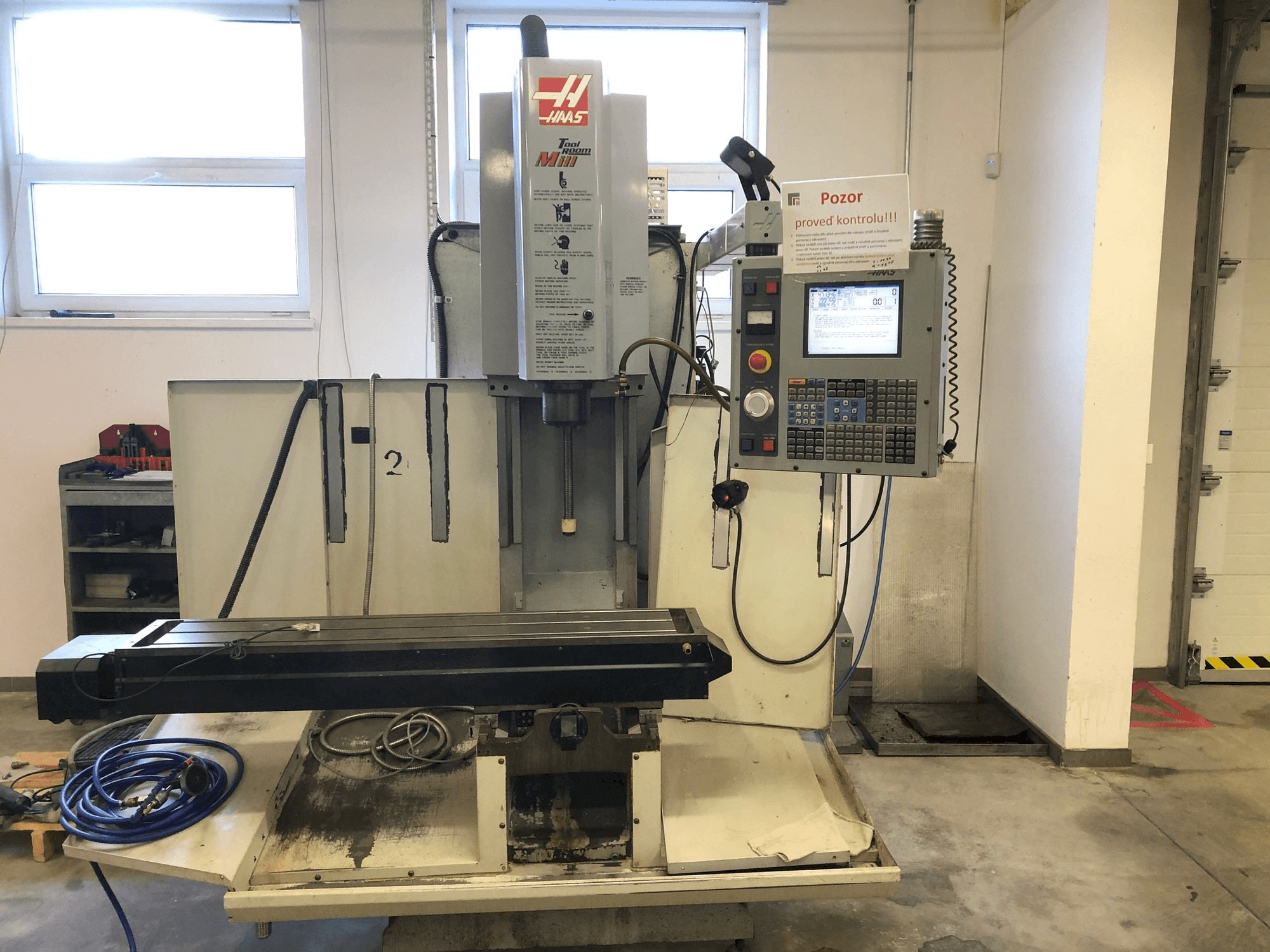 HAAS TM-2HE-maskinen framifrån