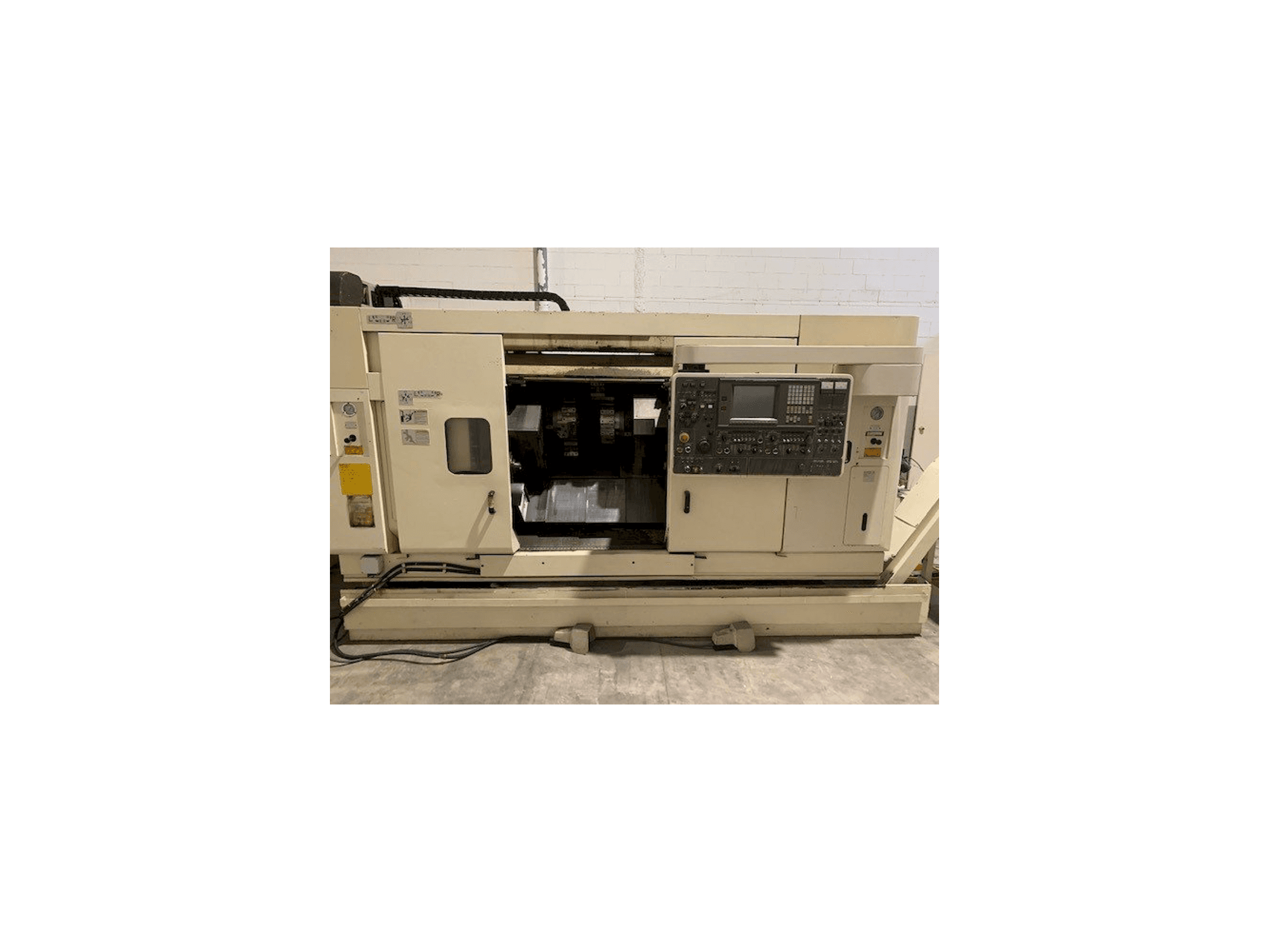 NAKAMURA-TOME TW-20-maskinen framifrån