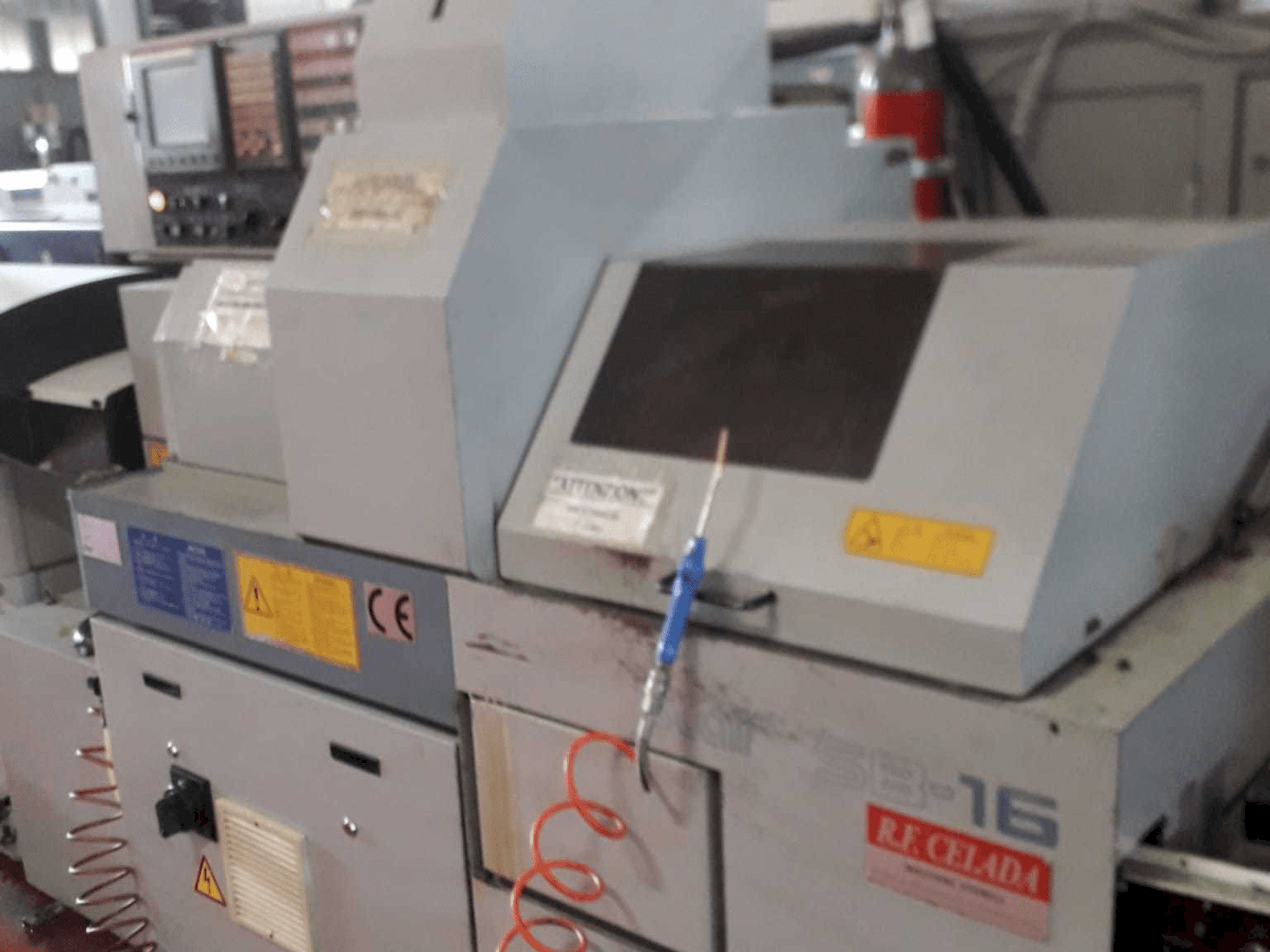 Star SB -16-maskinen framifrån