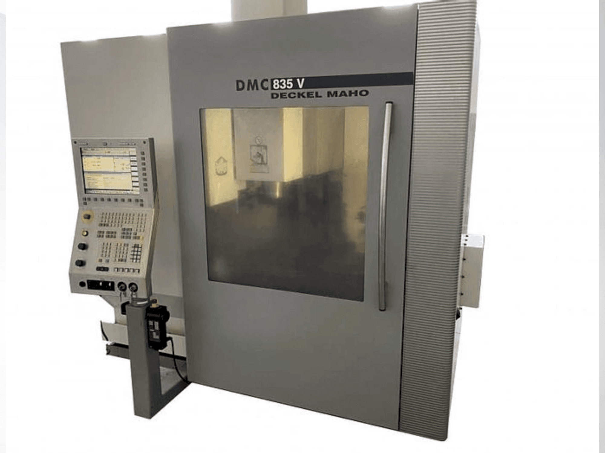 DMG DECKEL MAHO DMC 835V-maskinen framifrån