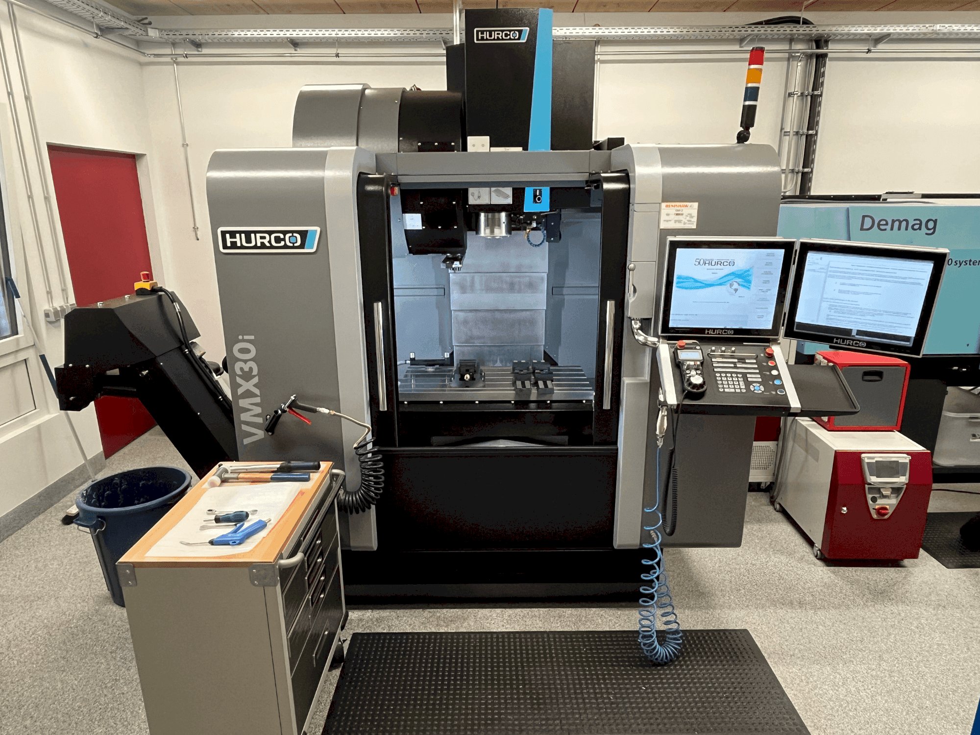 Hurco VMX30i-maskinen framifrån