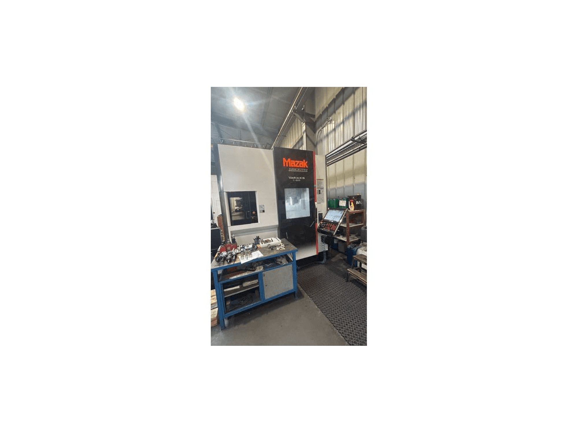 Mazak Variaxis C-600-maskinen framifrån