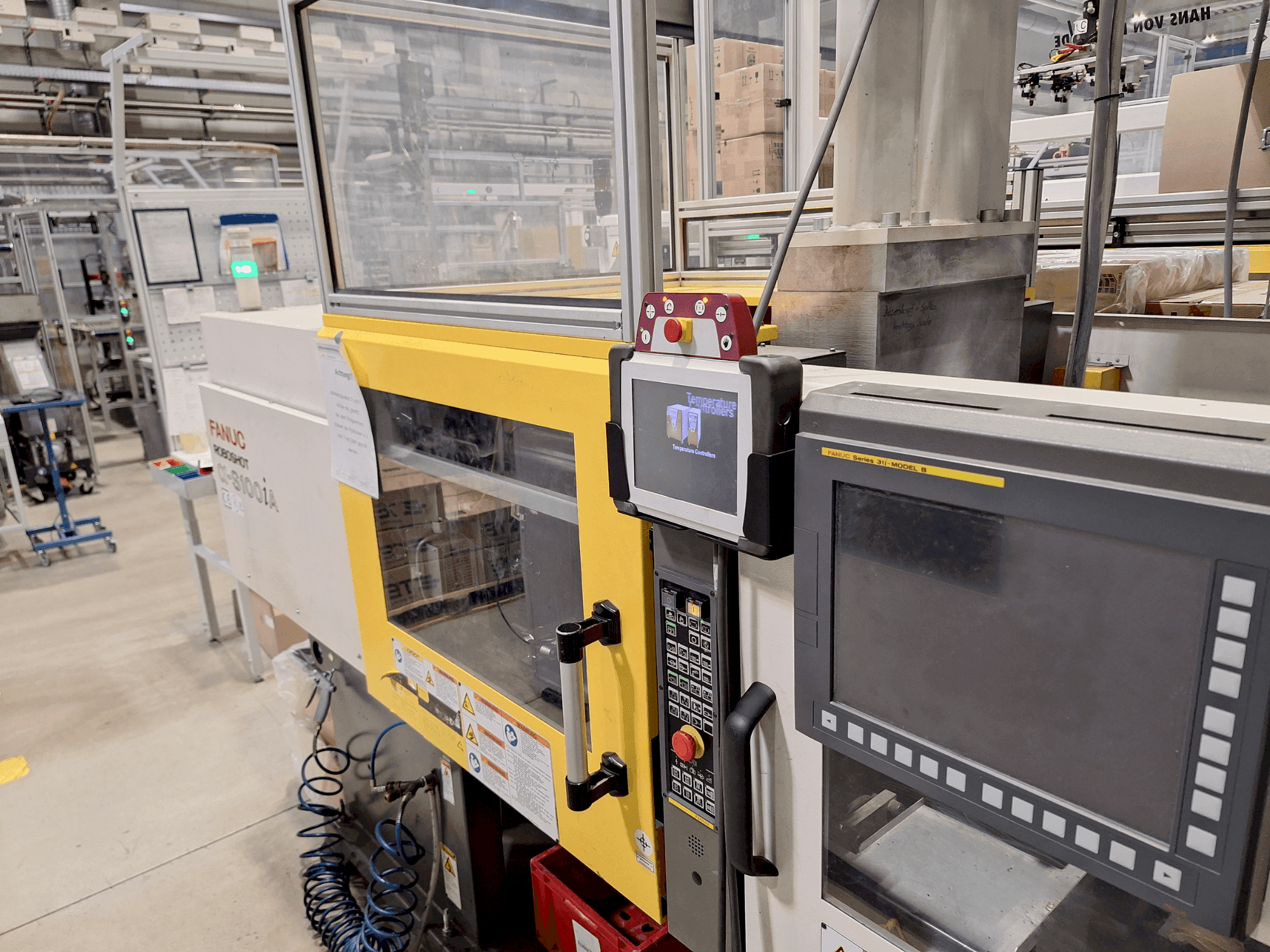 FANUC Roboshot S100iA-maskinen framifrån