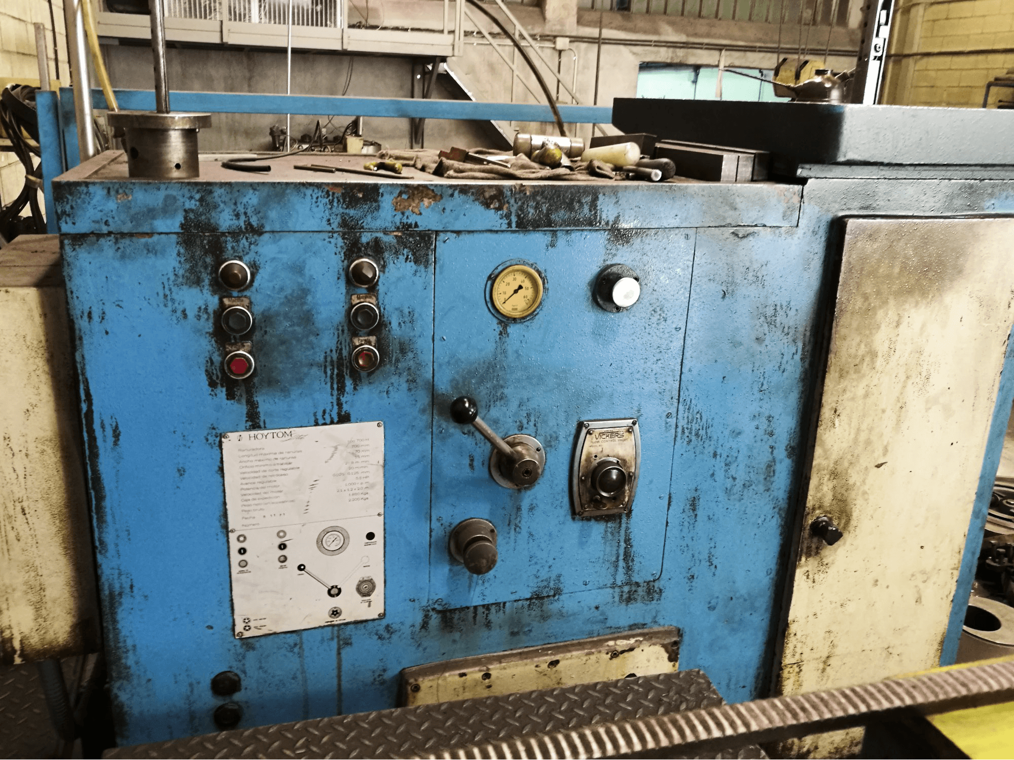 Hoytom-maskinen framifrån700 H