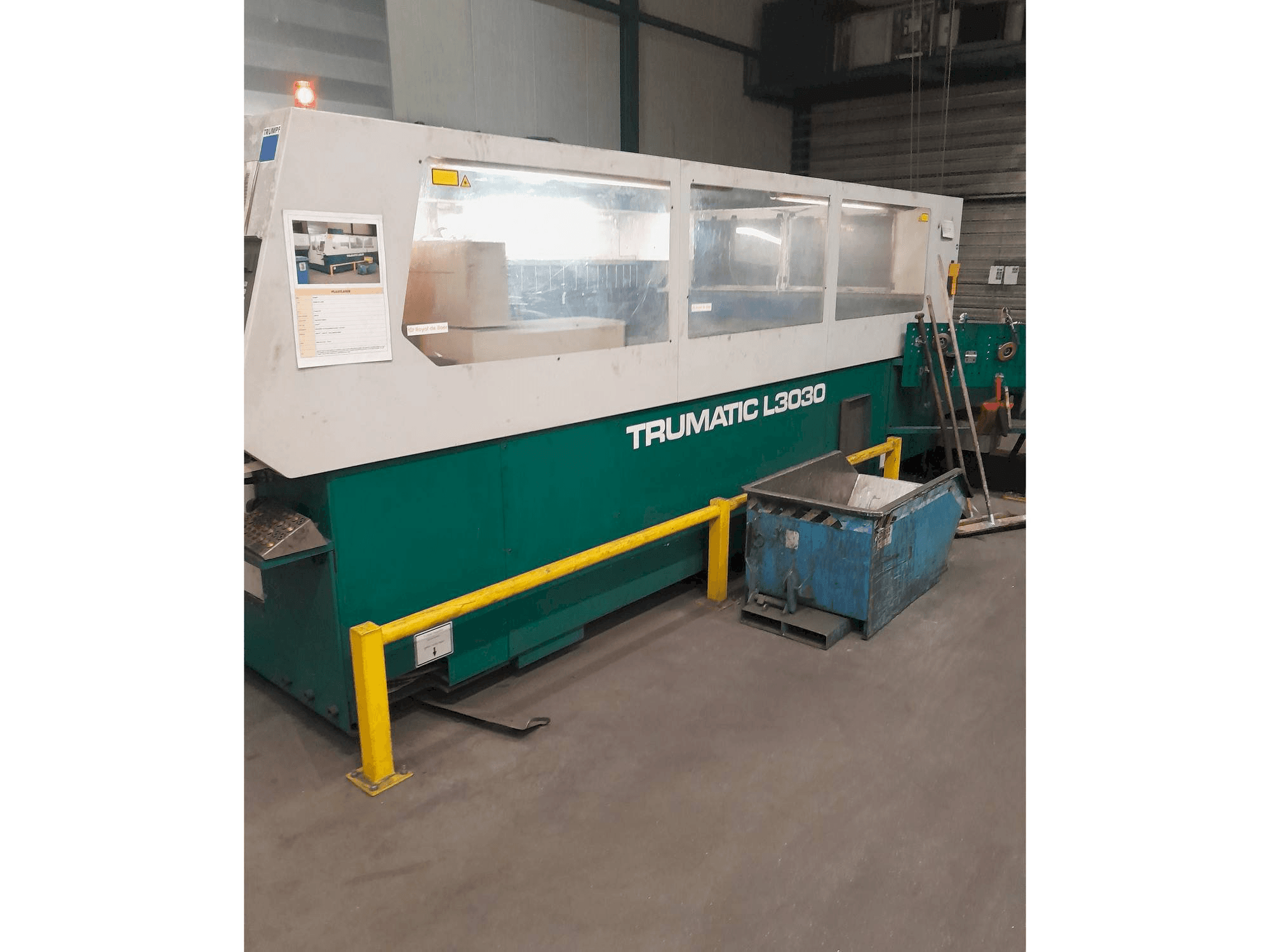 Trumpf Trumatic L3030-maskinen framifrån