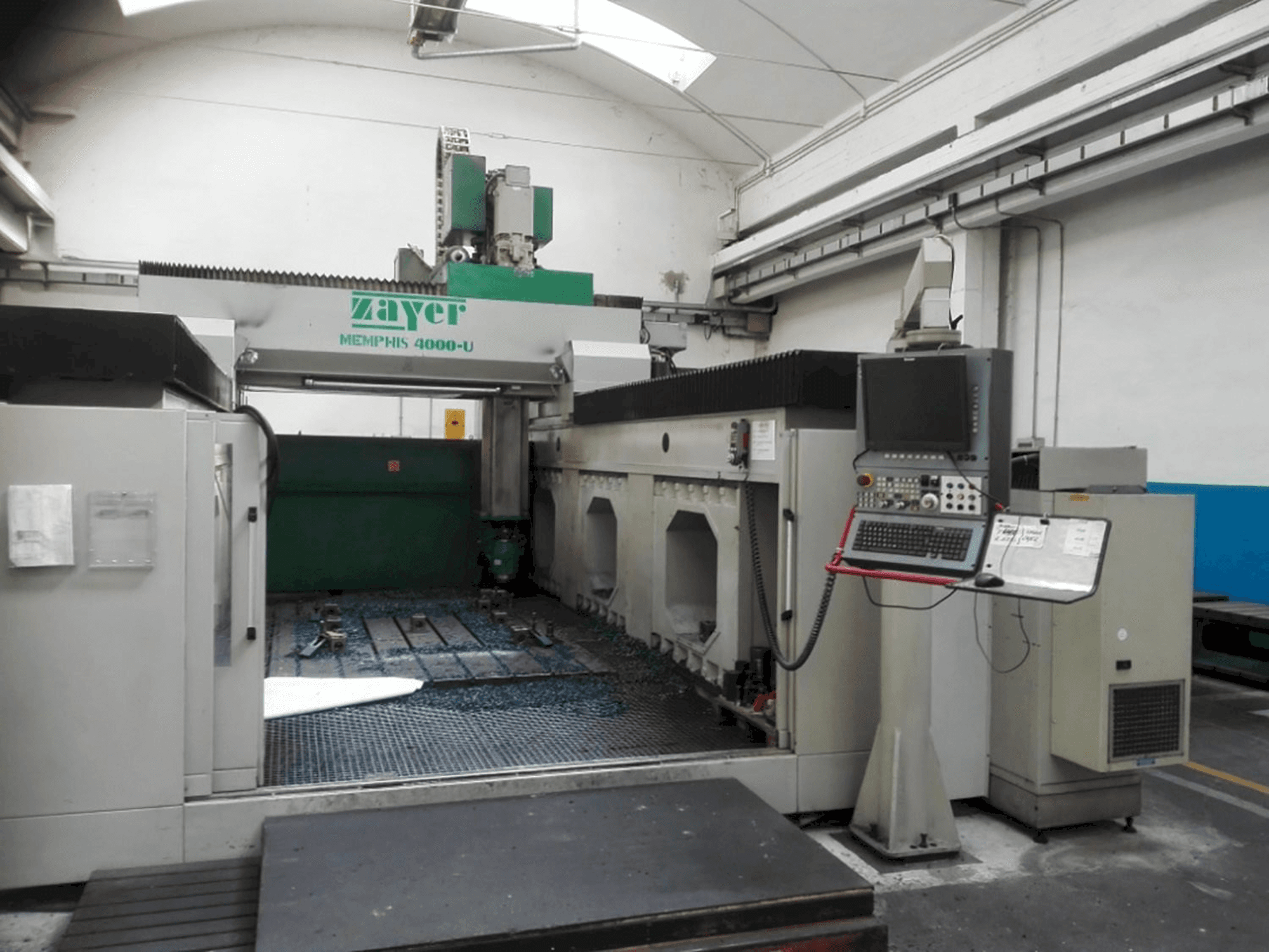 Zayer Memphis 4000-maskinen framifrån