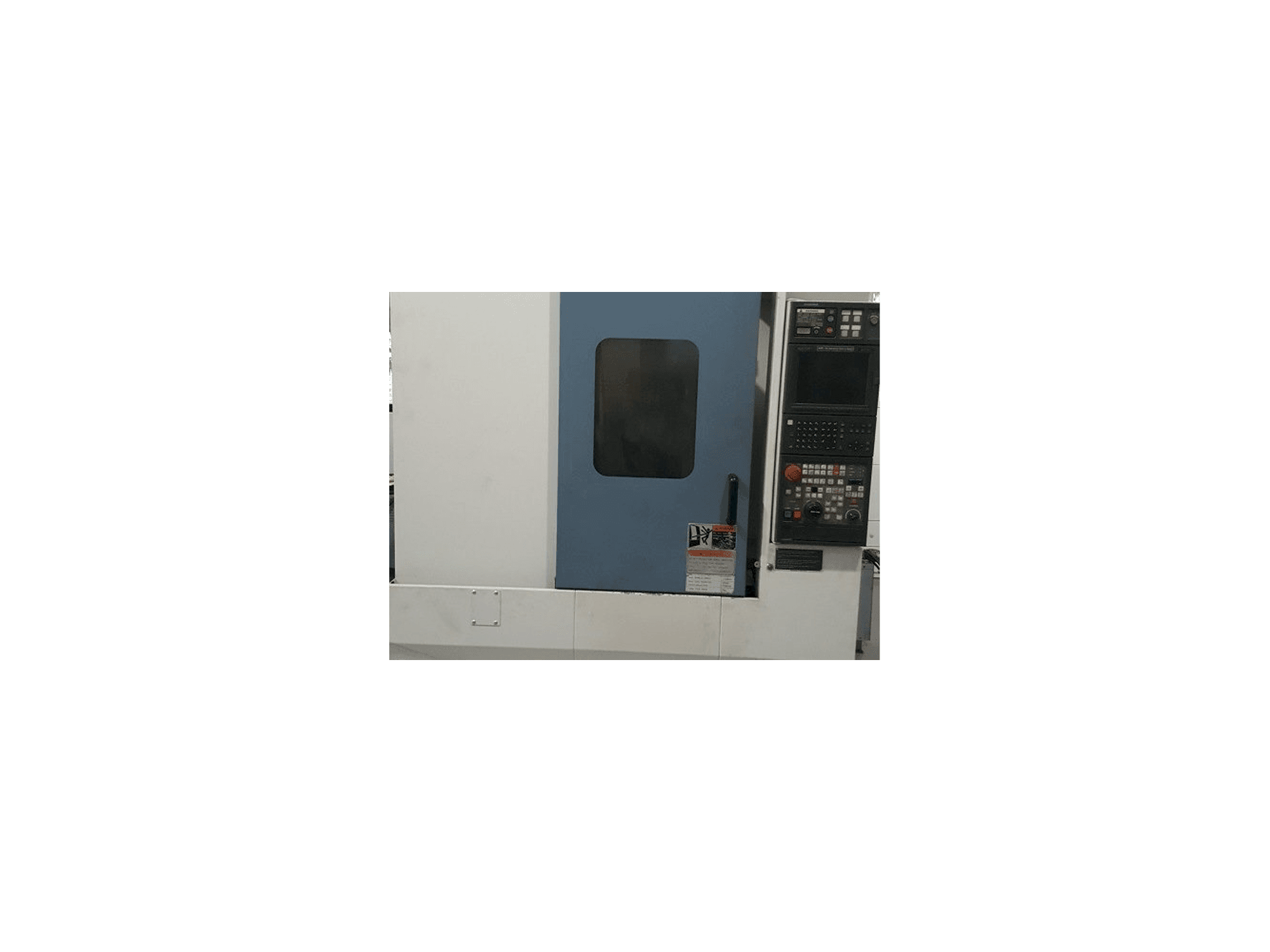 MORI SEIKI Accumill 4000-maskinen framifrån