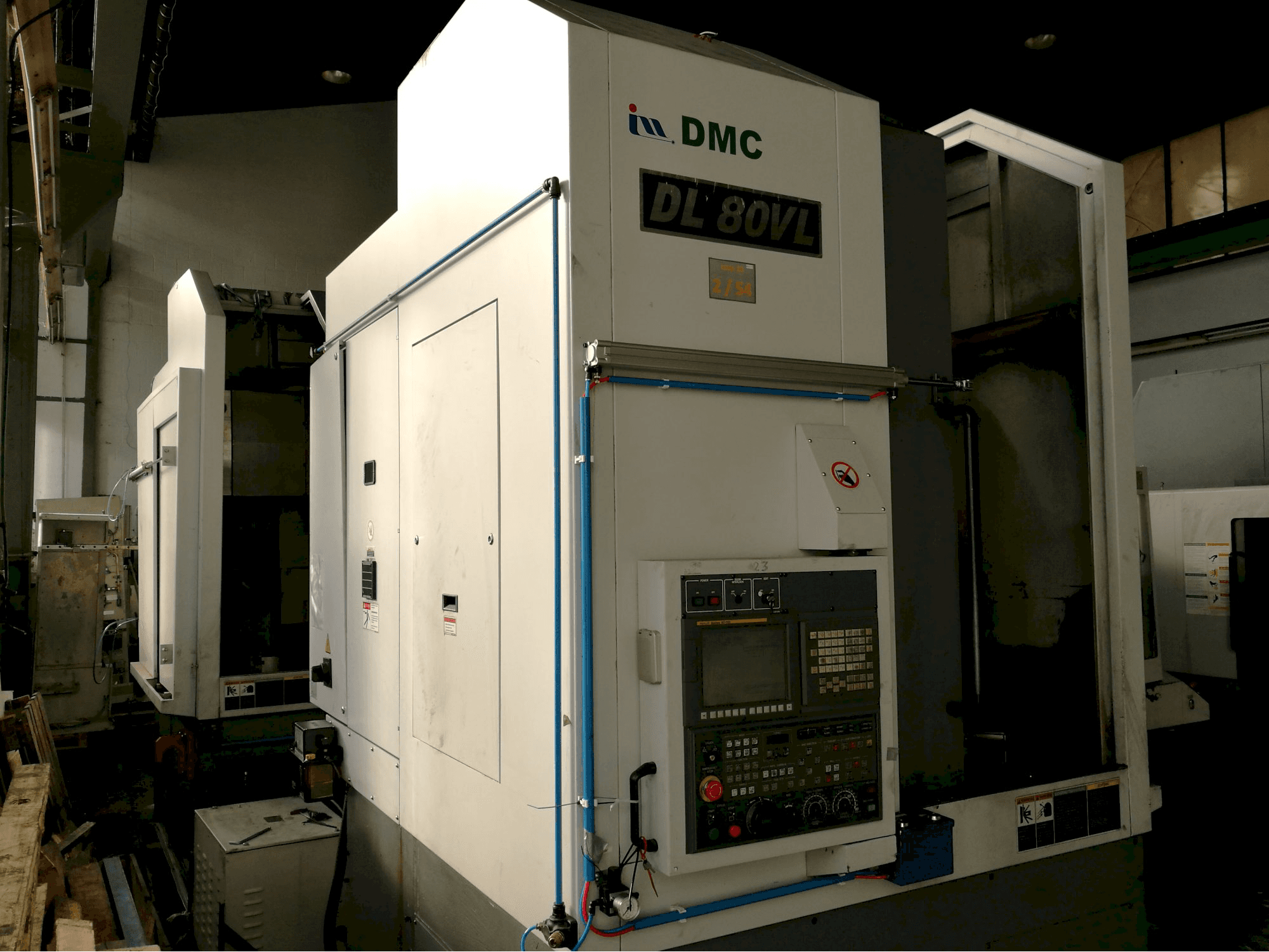 DMC-maskinen sedd från vänsterDL 80VL