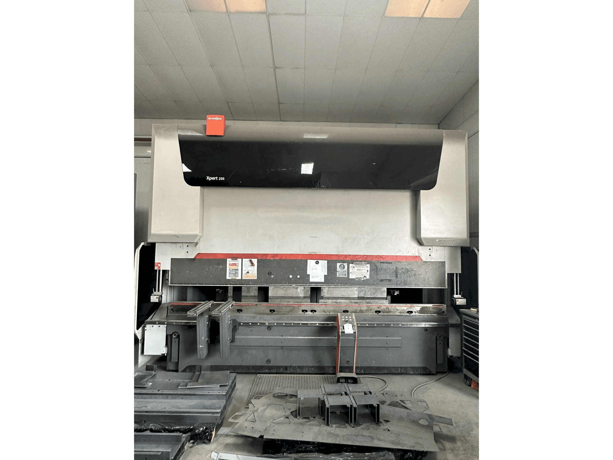 Bystronic Xpert 250/4100-maskinen framifrån