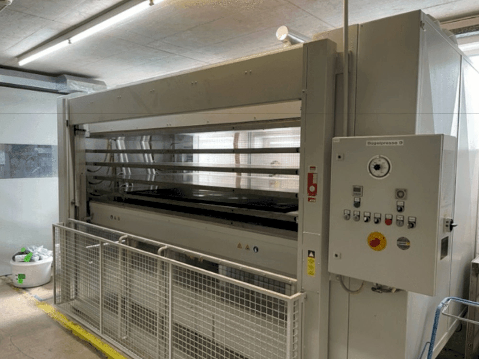 LANGZAUNER LZT 80 /5-SO-maskinen framifrån