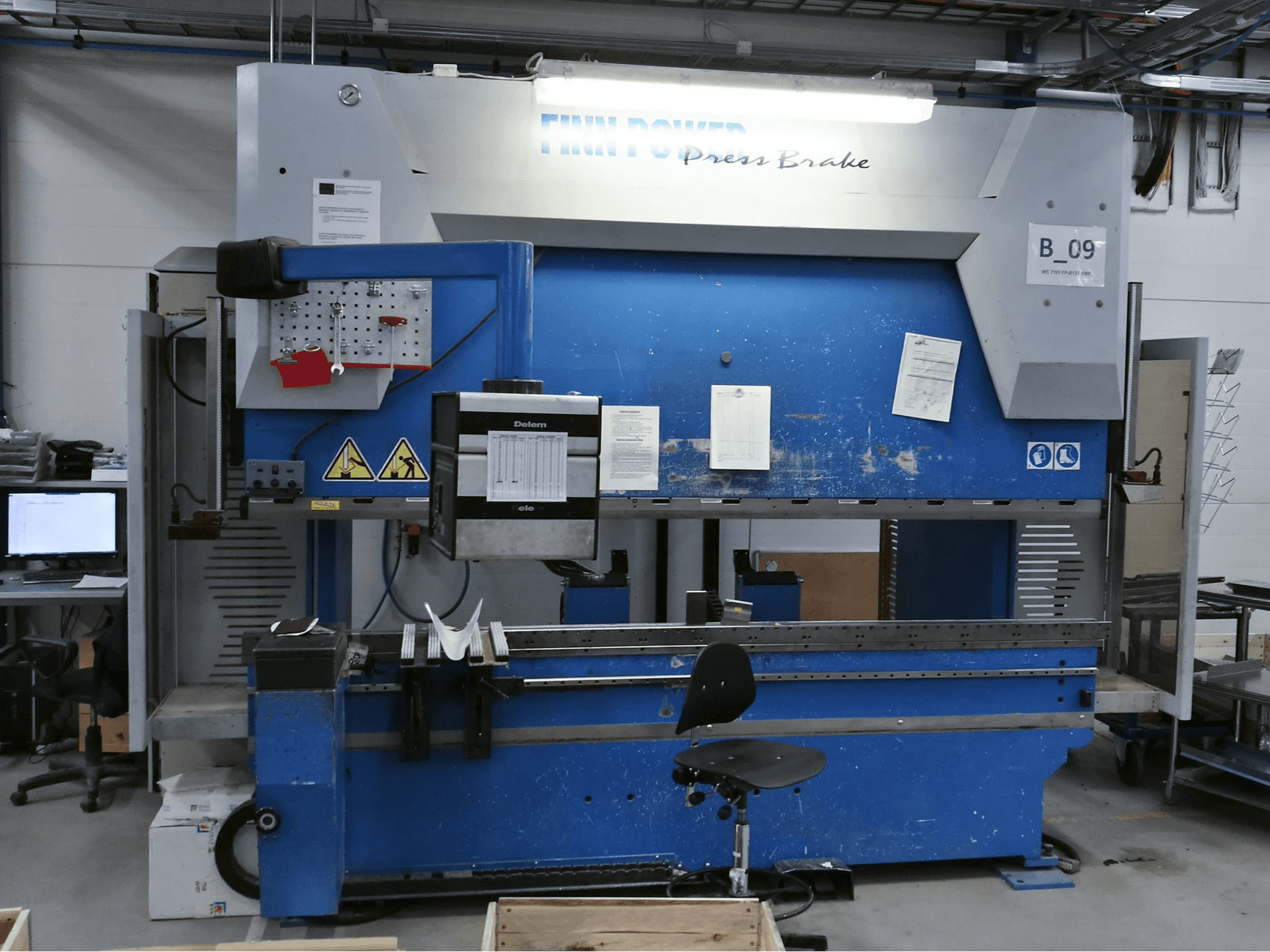 Finn-Power-maskinen framifrånB 125-3060 GC CL6
