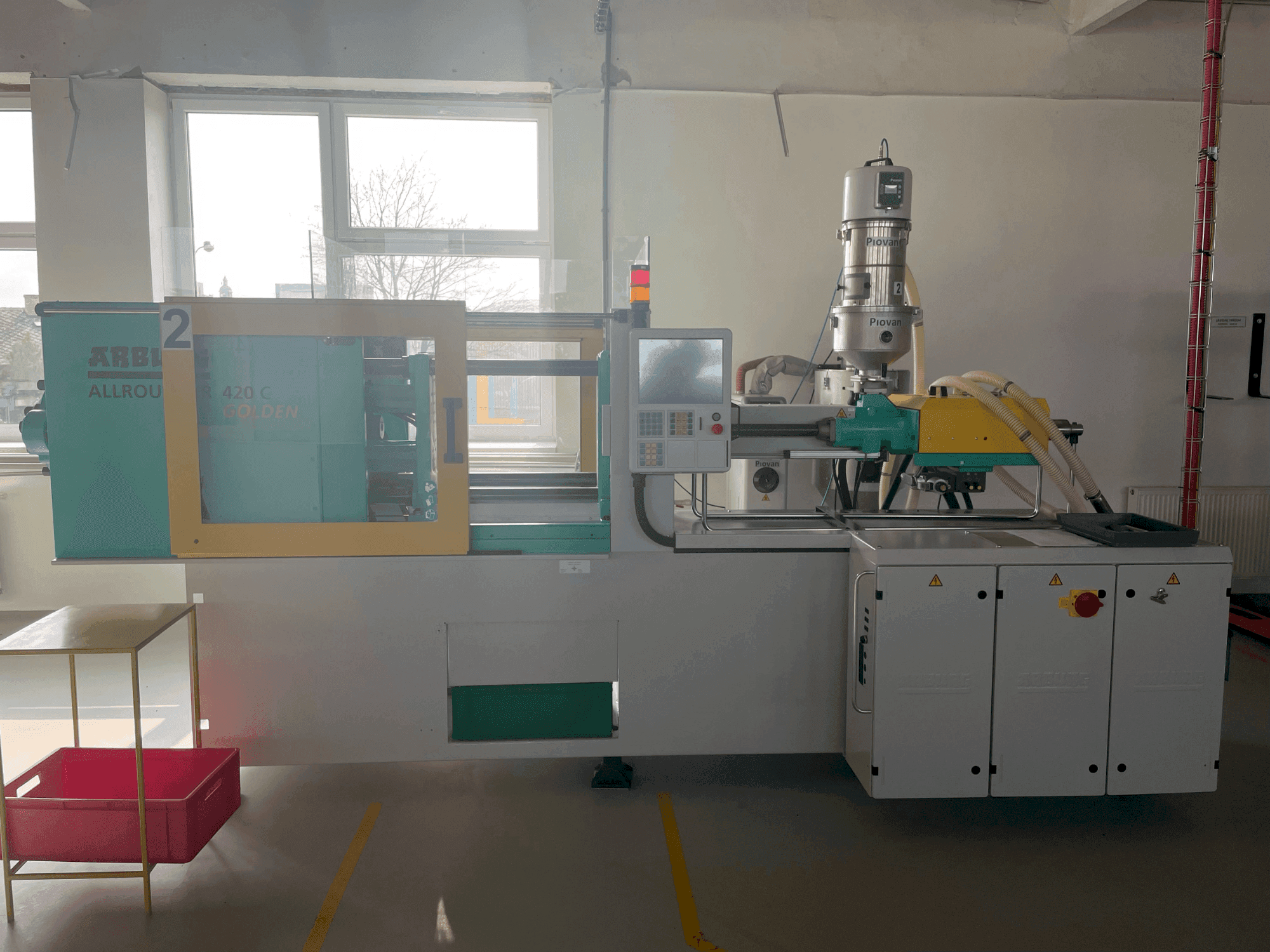 Arburg Allrounder 420C 1000-290-maskinen framifrån