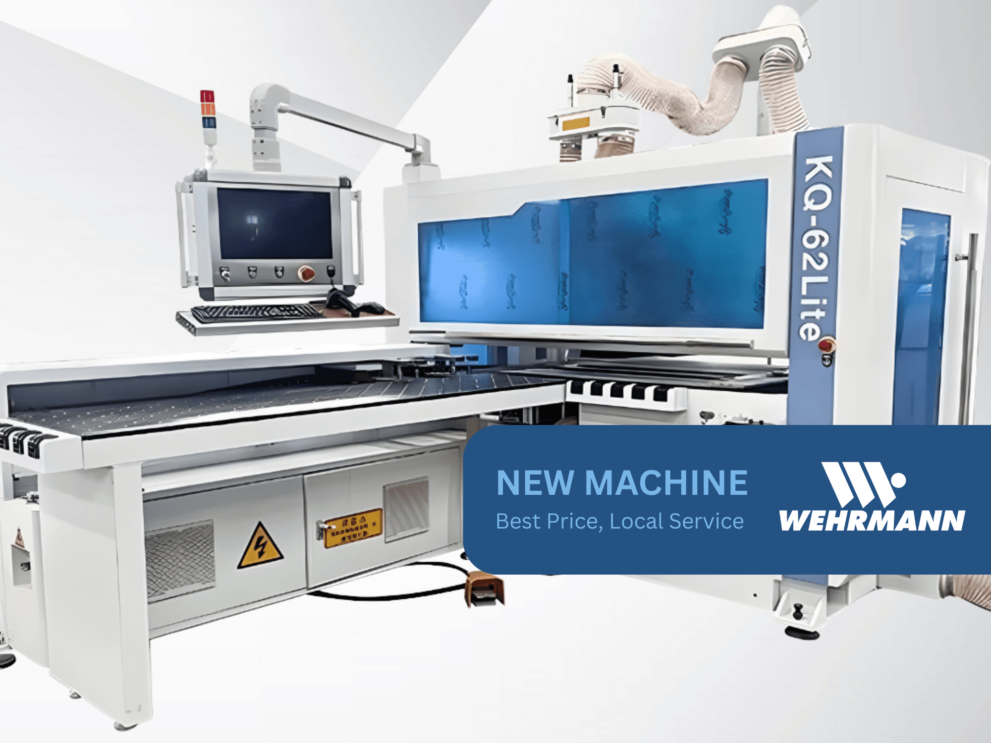 Wehrmann KQ-62Lite CNC-maskin, framifrån, med digital display, kontrollpanel och transportband med varningsskyltar.