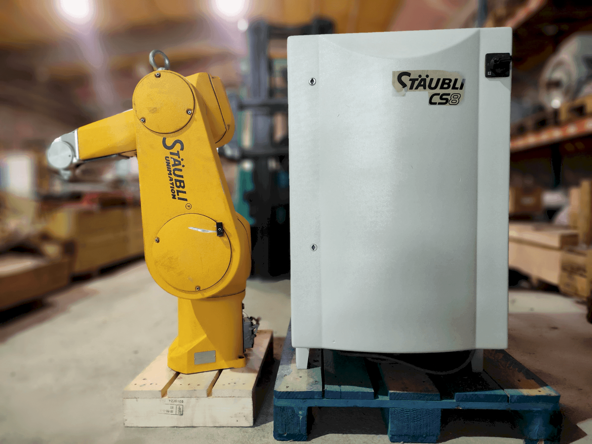 STAUBLI RX90B-maskinen framifrån