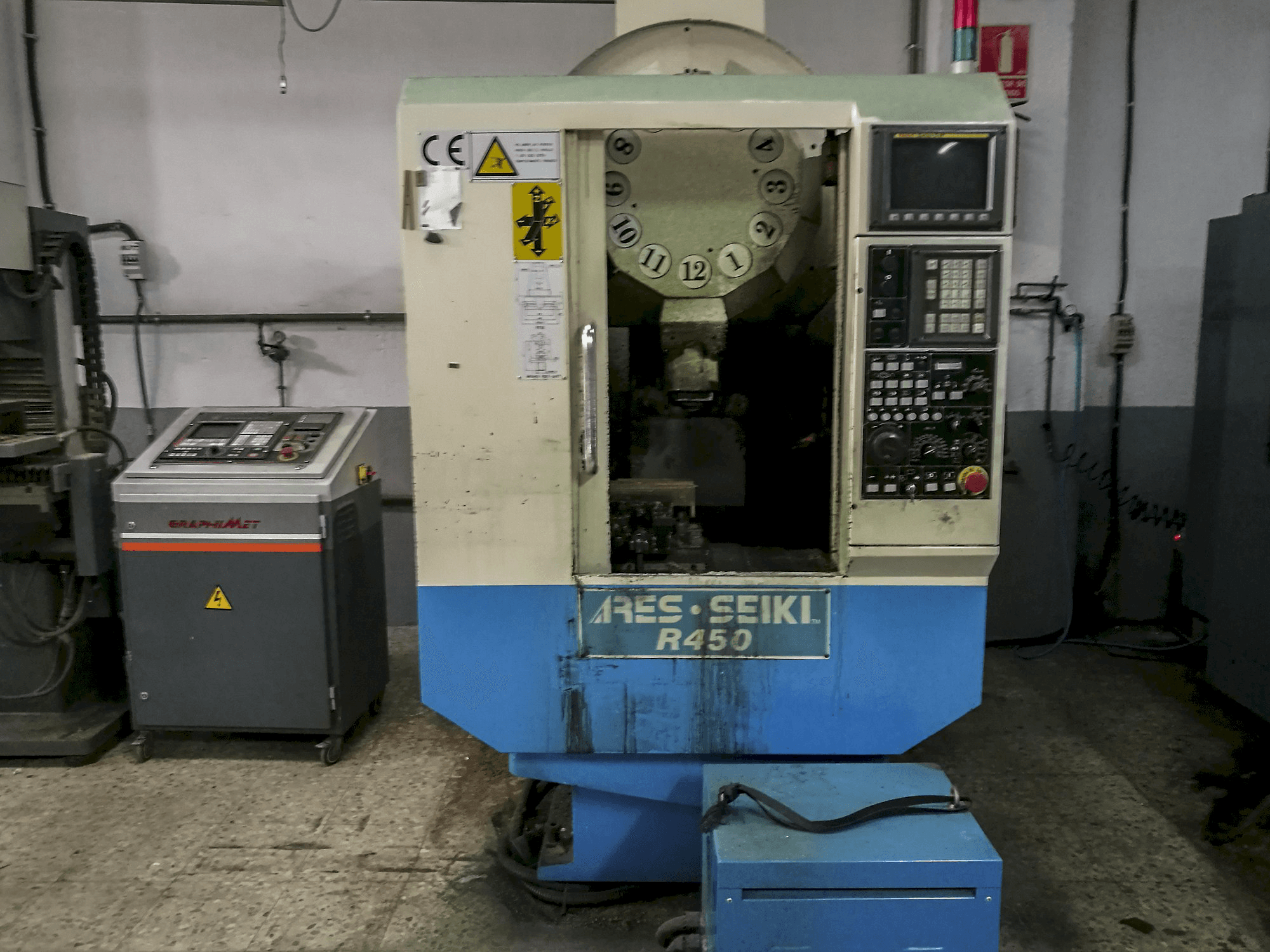 ARES-maskinen framifrånTC-450