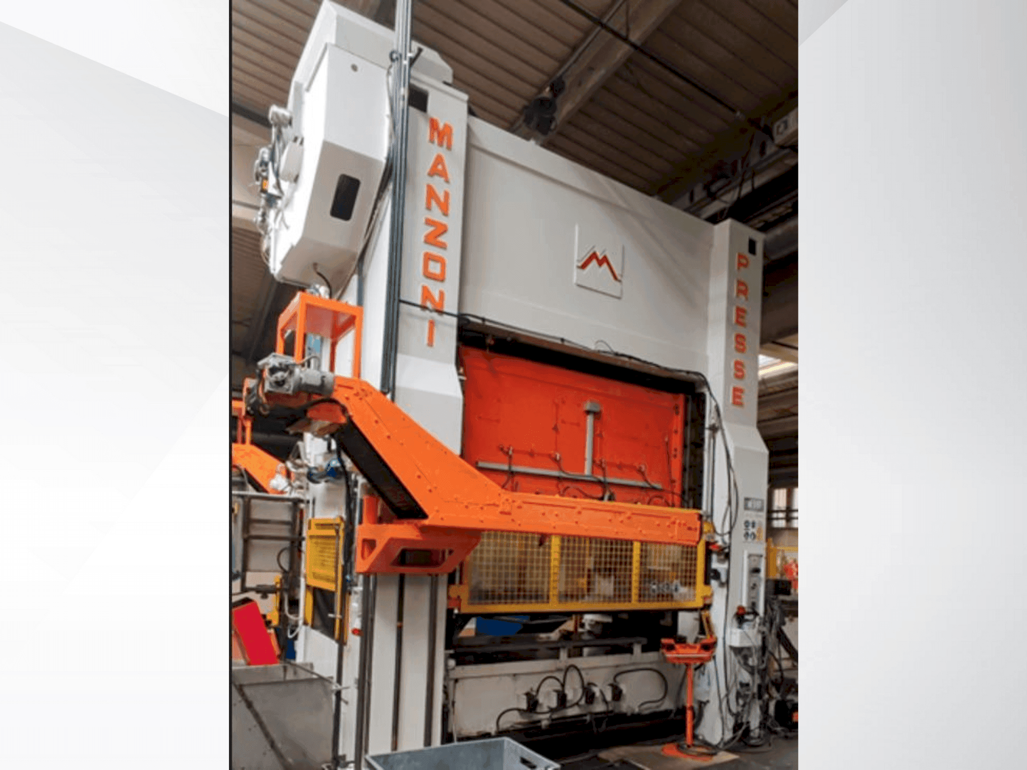 RAVNE PRESSES Manzoni 315-maskinen framifrån