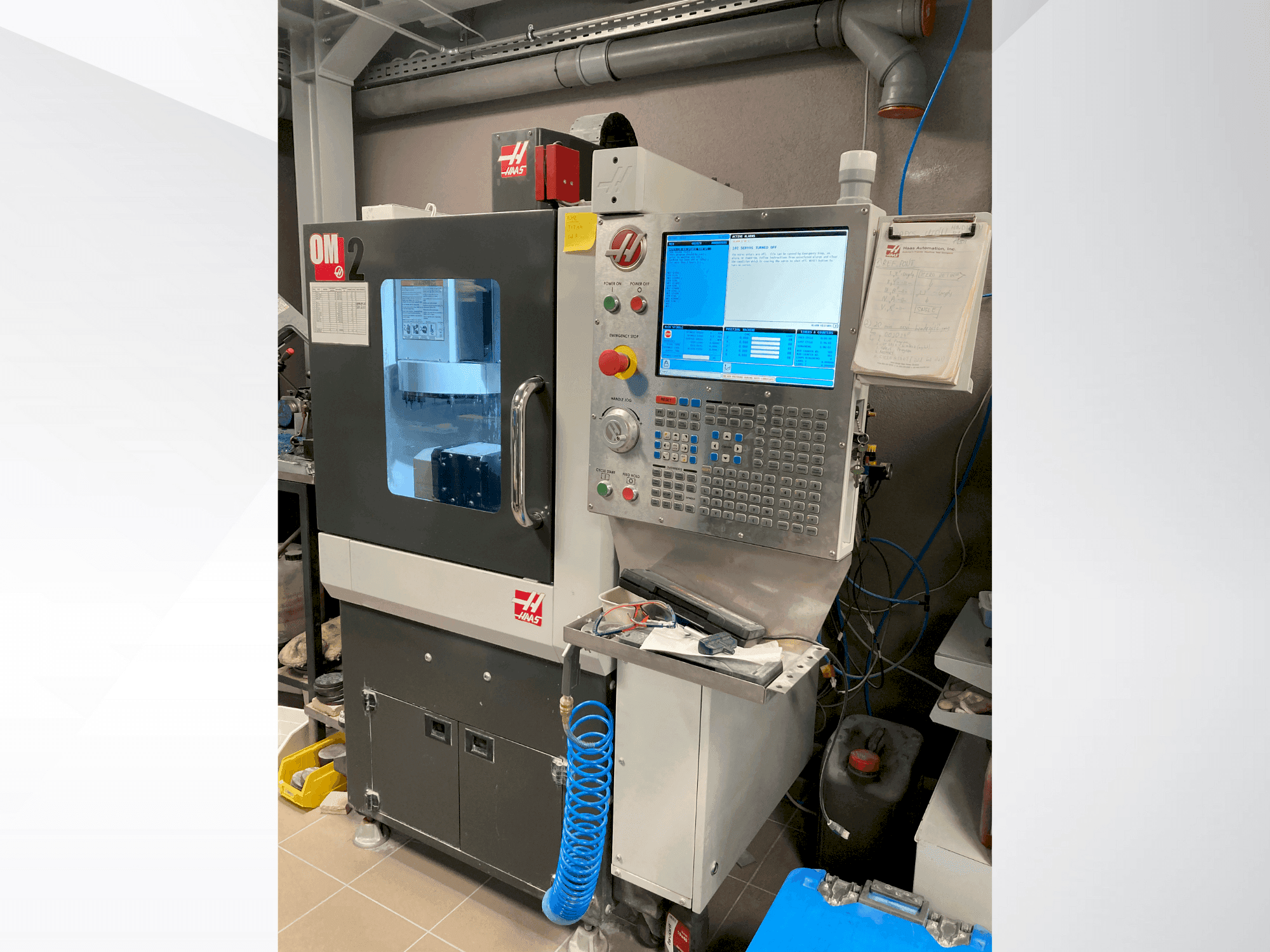HAAS OM-2A-maskinen framifrån
