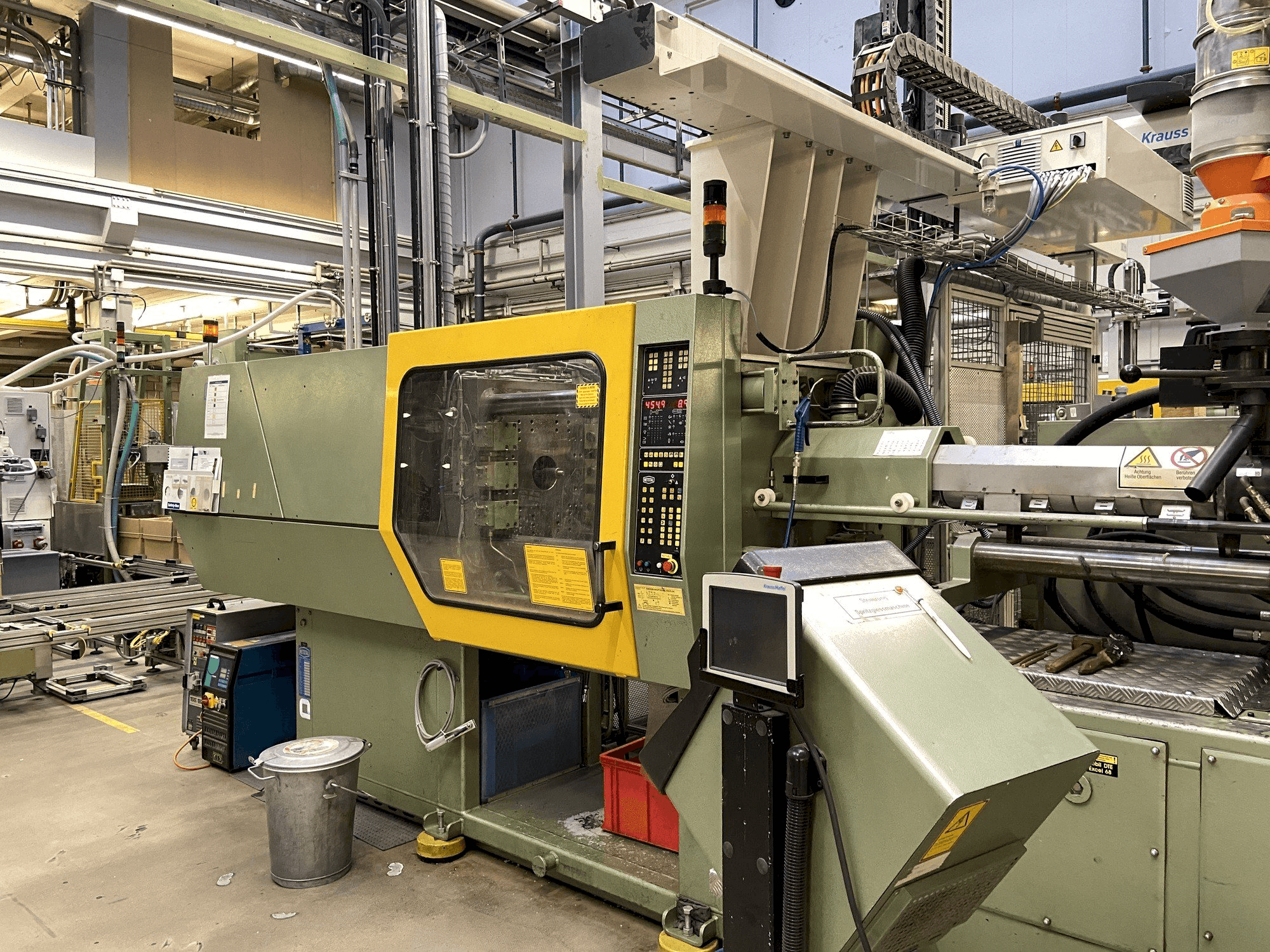 Netstal Synergy 1500K/460-maskinen framifrån