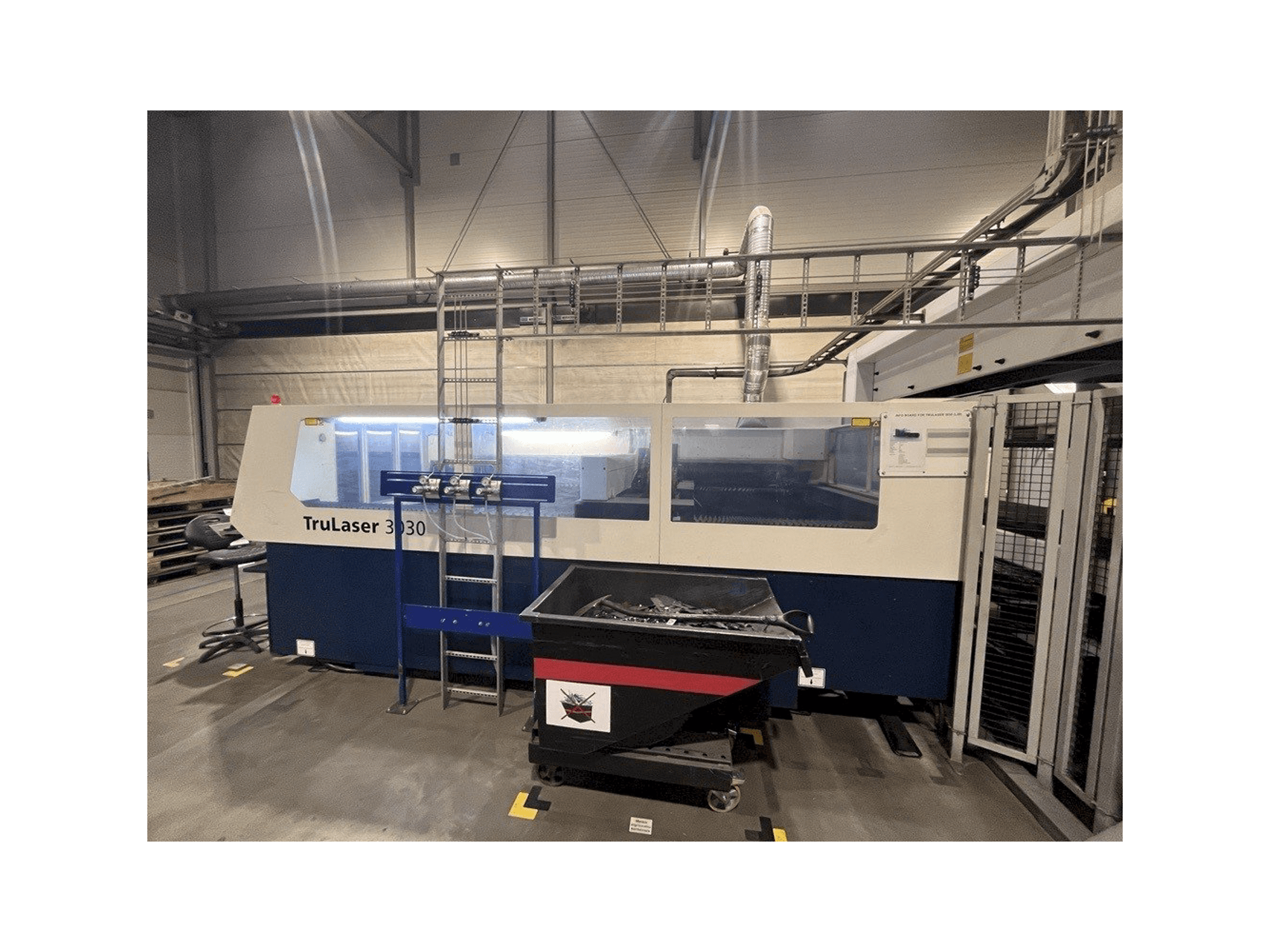 TRUMPF TruLaser 3030 L30-maskinen framifrån