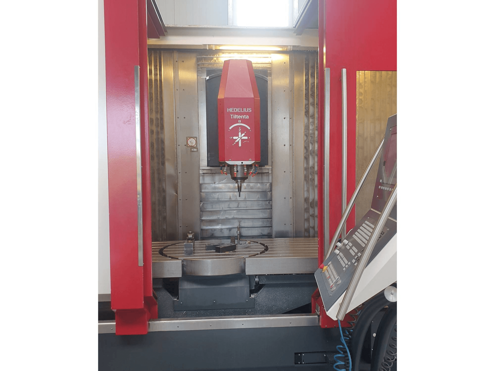 HEDELIUS Tiltenta 7-maskinen framifrån