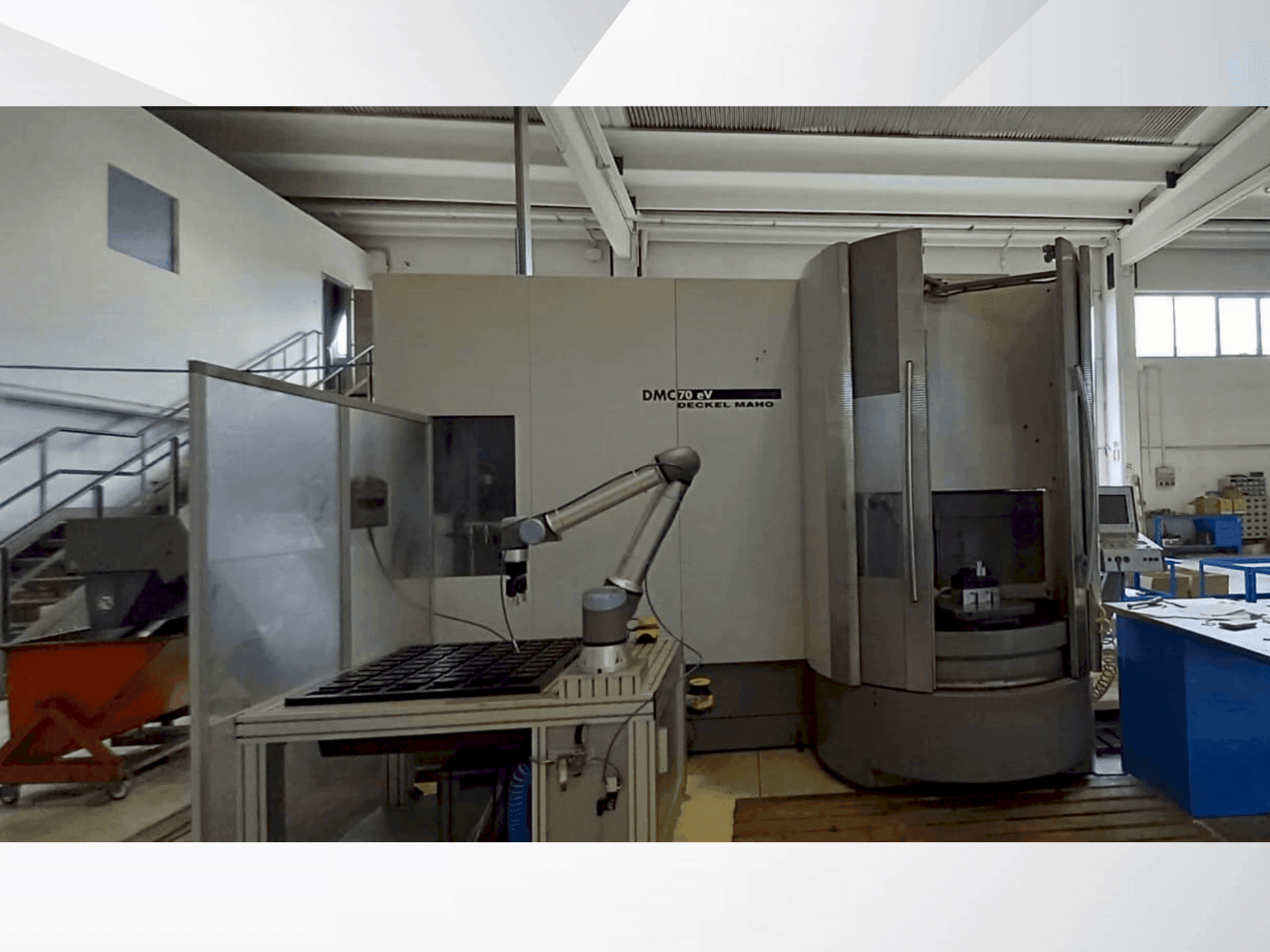 DECKEL MAHO DMC 70 Evo-maskinen framifrån