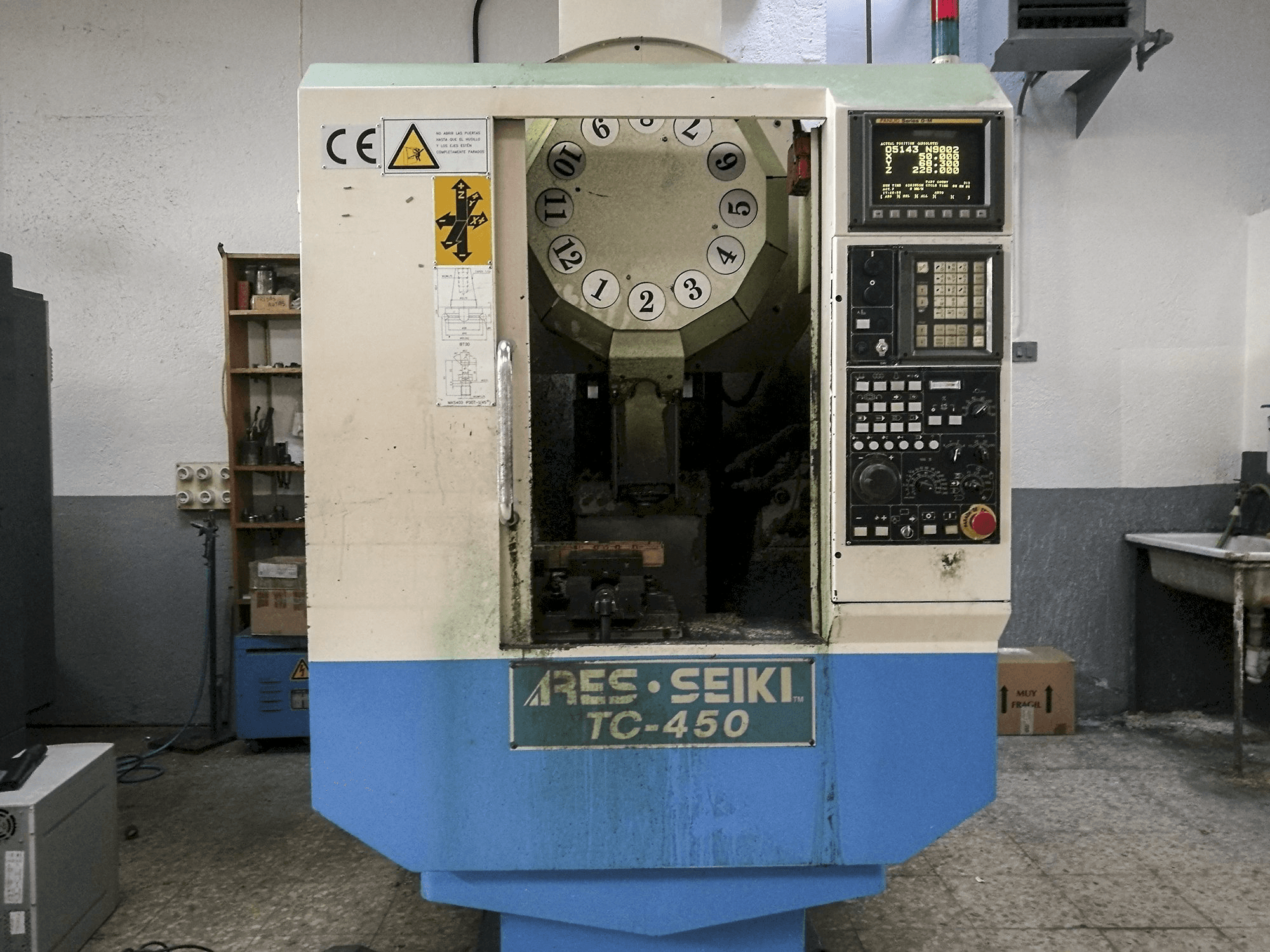 ARES-maskinen framifrånTC-450