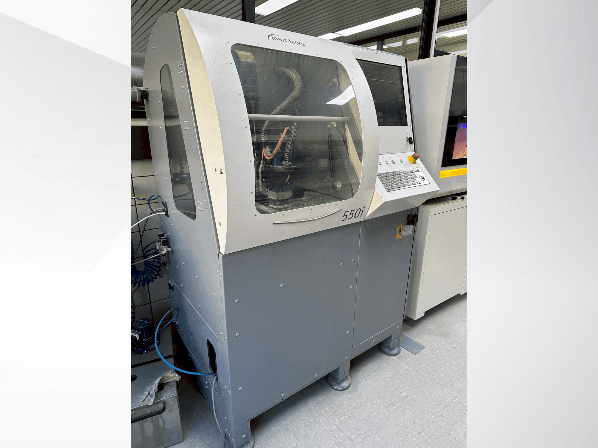 Imes-Icore CORiTEC 550i-maskinen framifrån