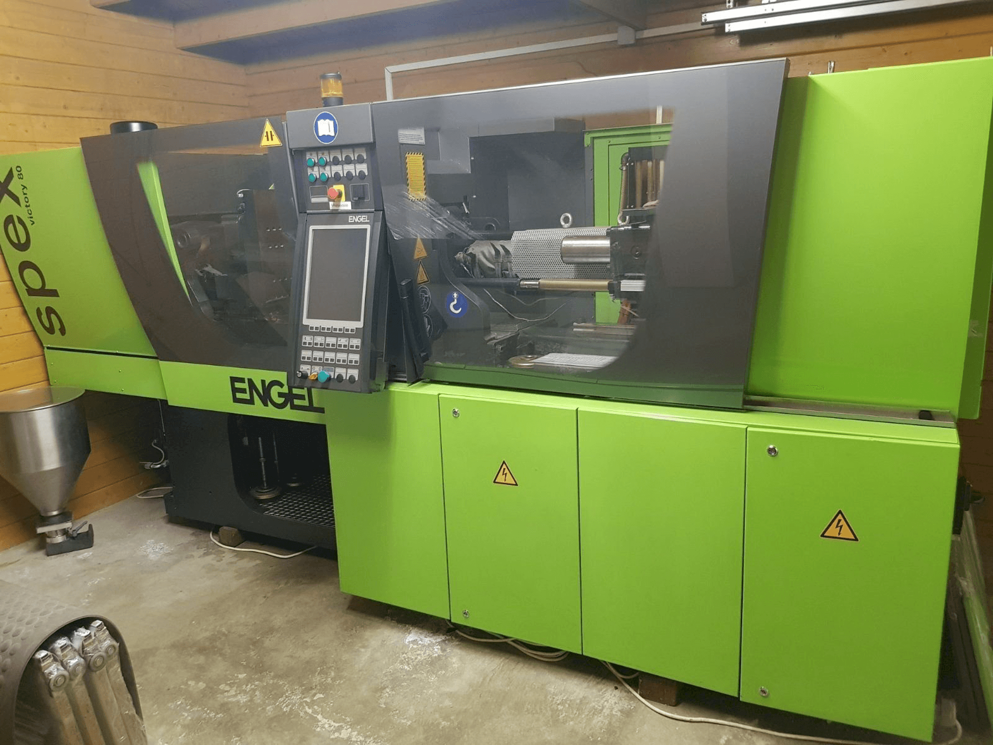 ENGEL victory 330/80 spex-maskinen framifrån