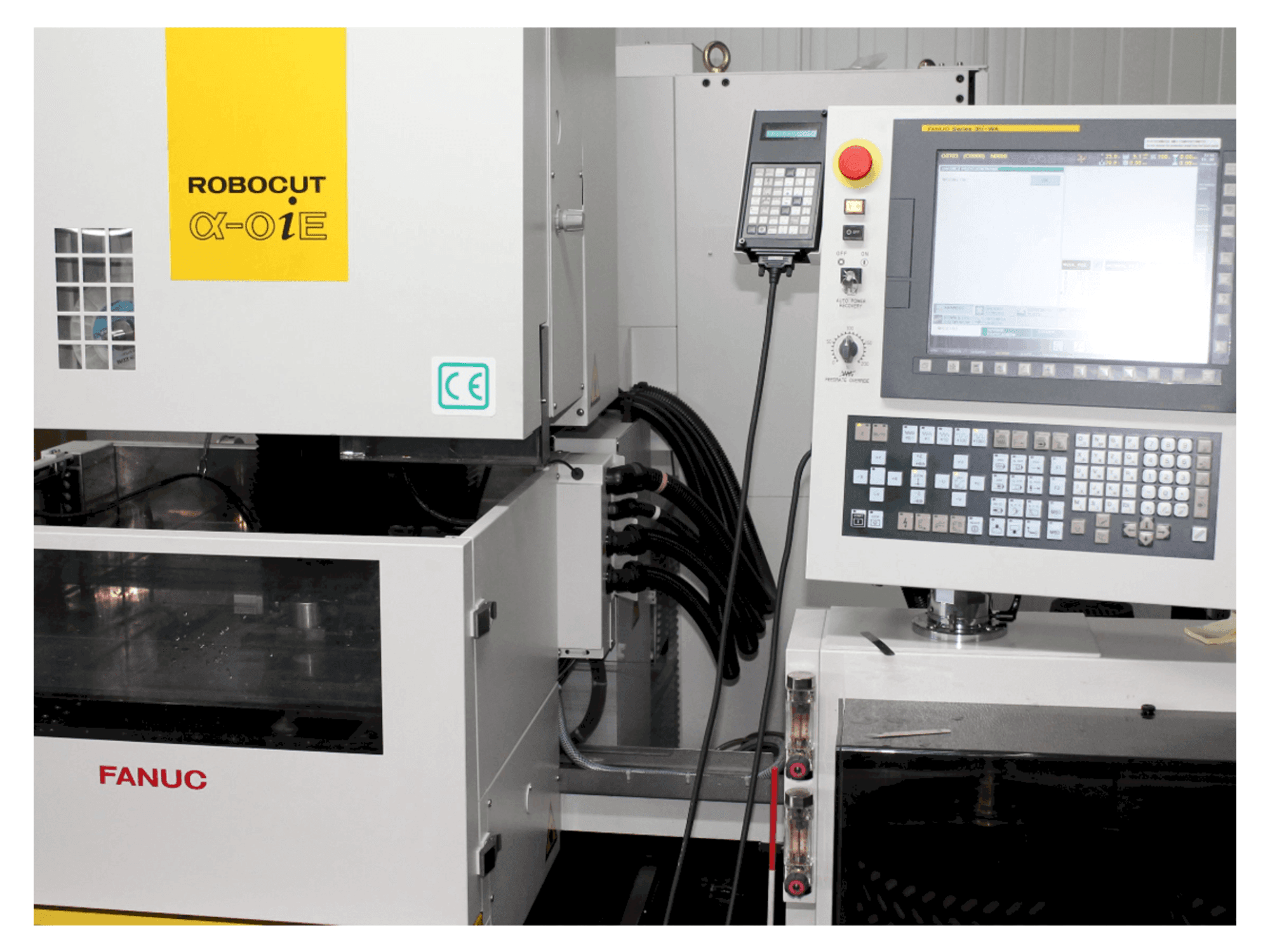 FANUC RoboCut Alfa OiE-maskinen framifrån