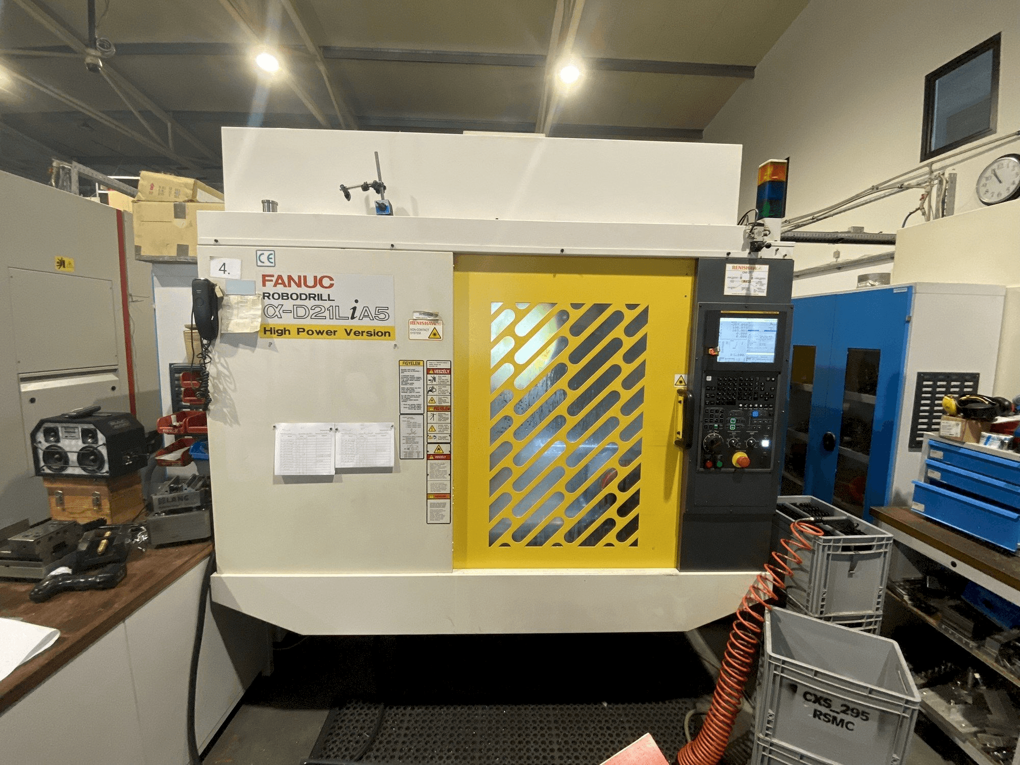 FANUC Robodrill Alpha D21LiB5-maskinen framifrån