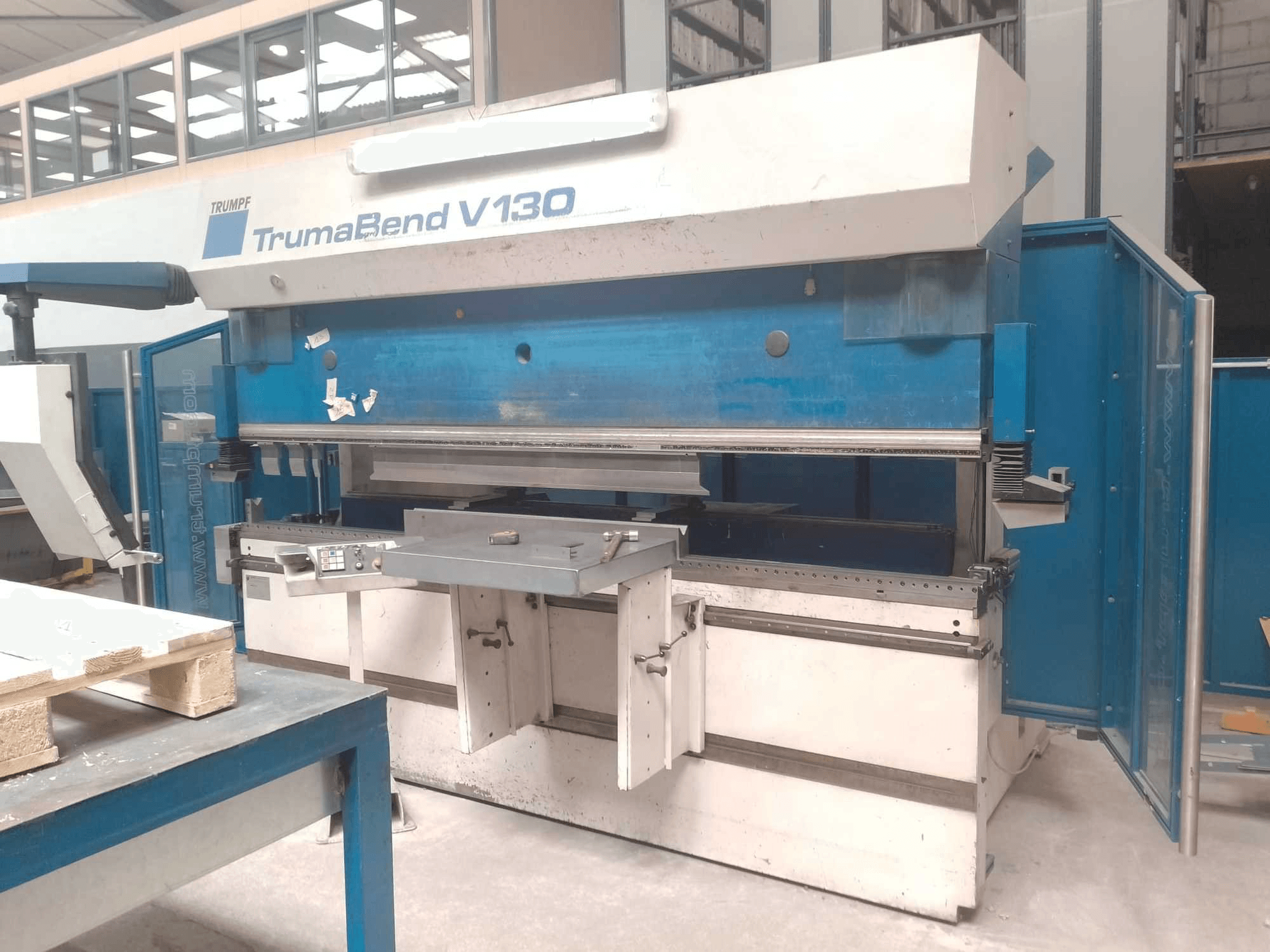 Trumpf Trumabend V130-maskinen framifrån