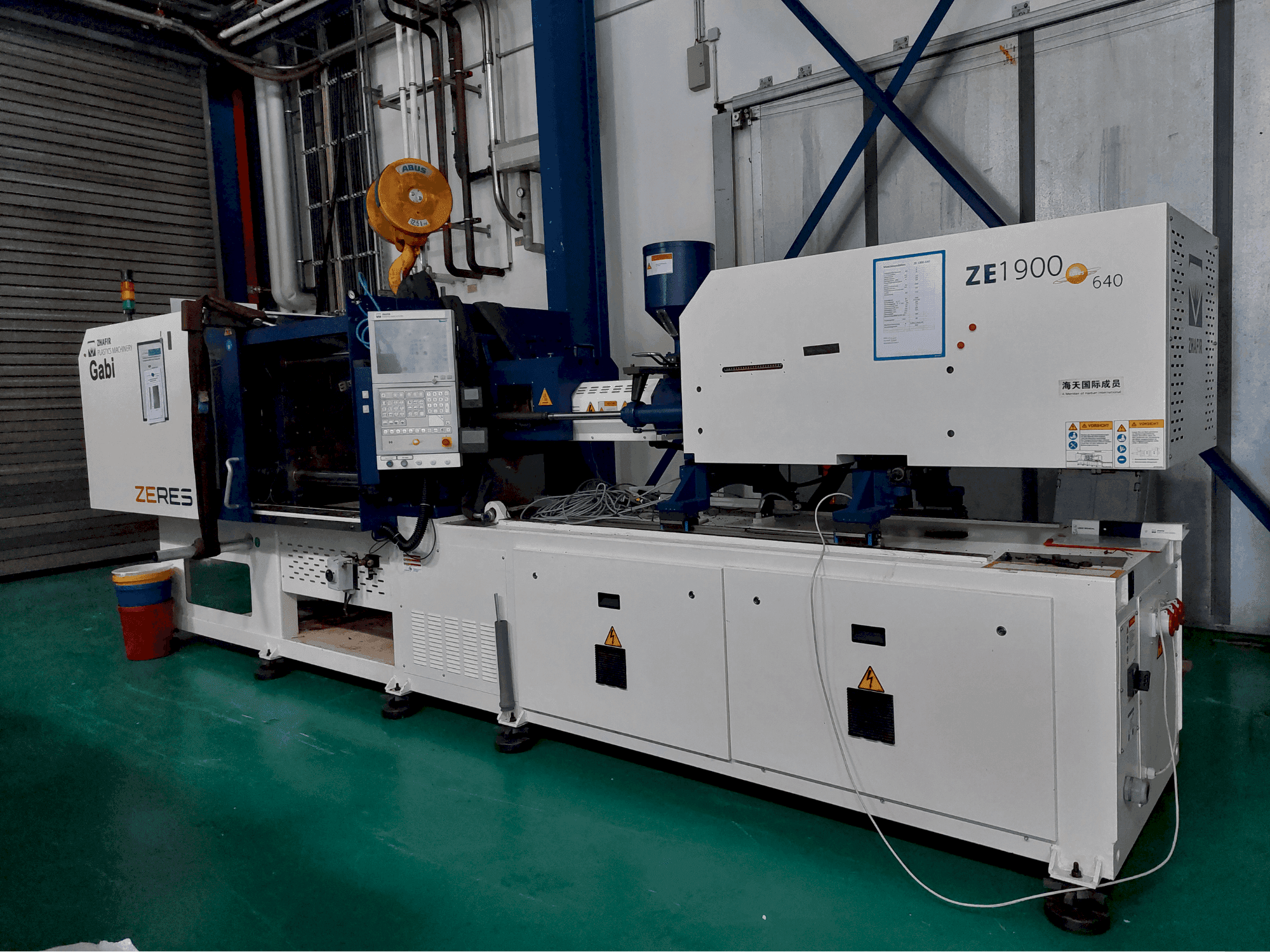 HAITIAN ZHAFIR ZERES ZE1900-maskinen framifrån