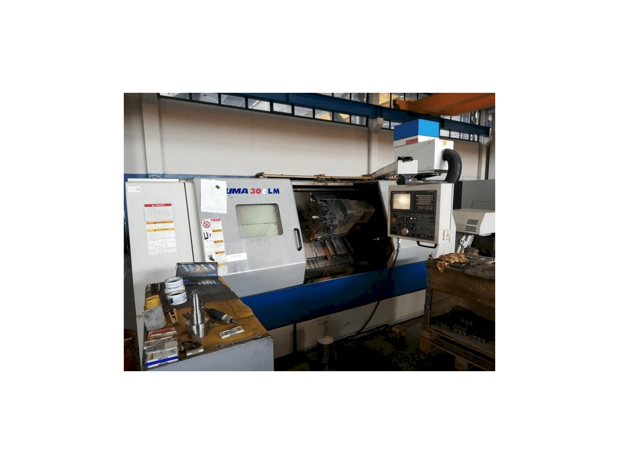 Doosan PUMA 300 LMB-maskinen framifrån