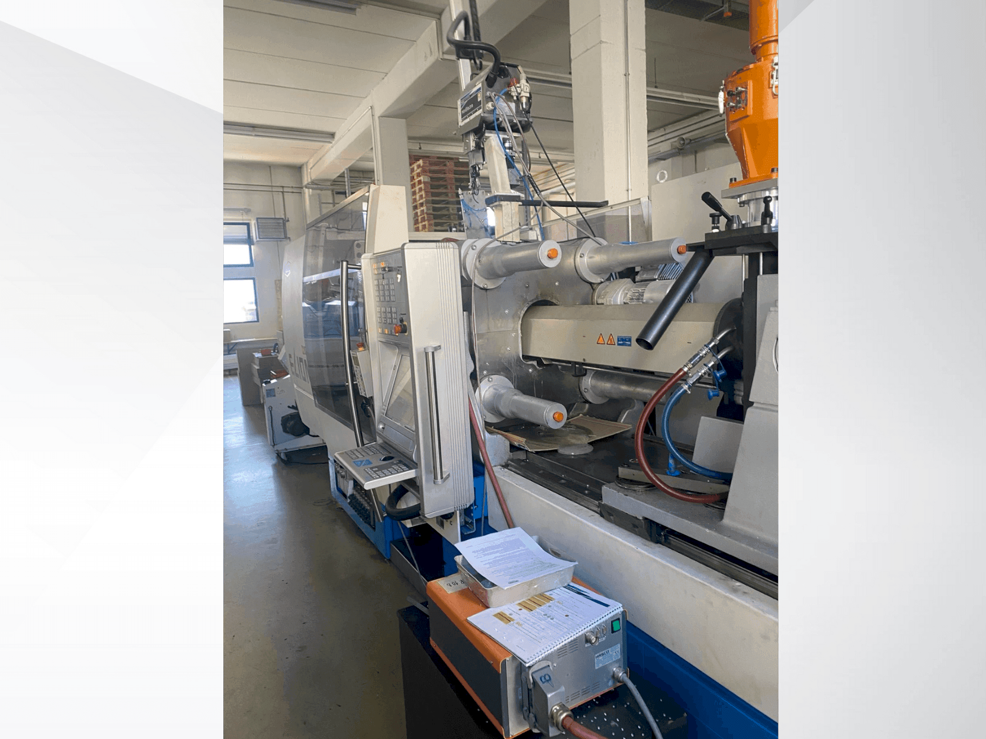 Netstal ELION 1200-530 PM-maskinen framifrån