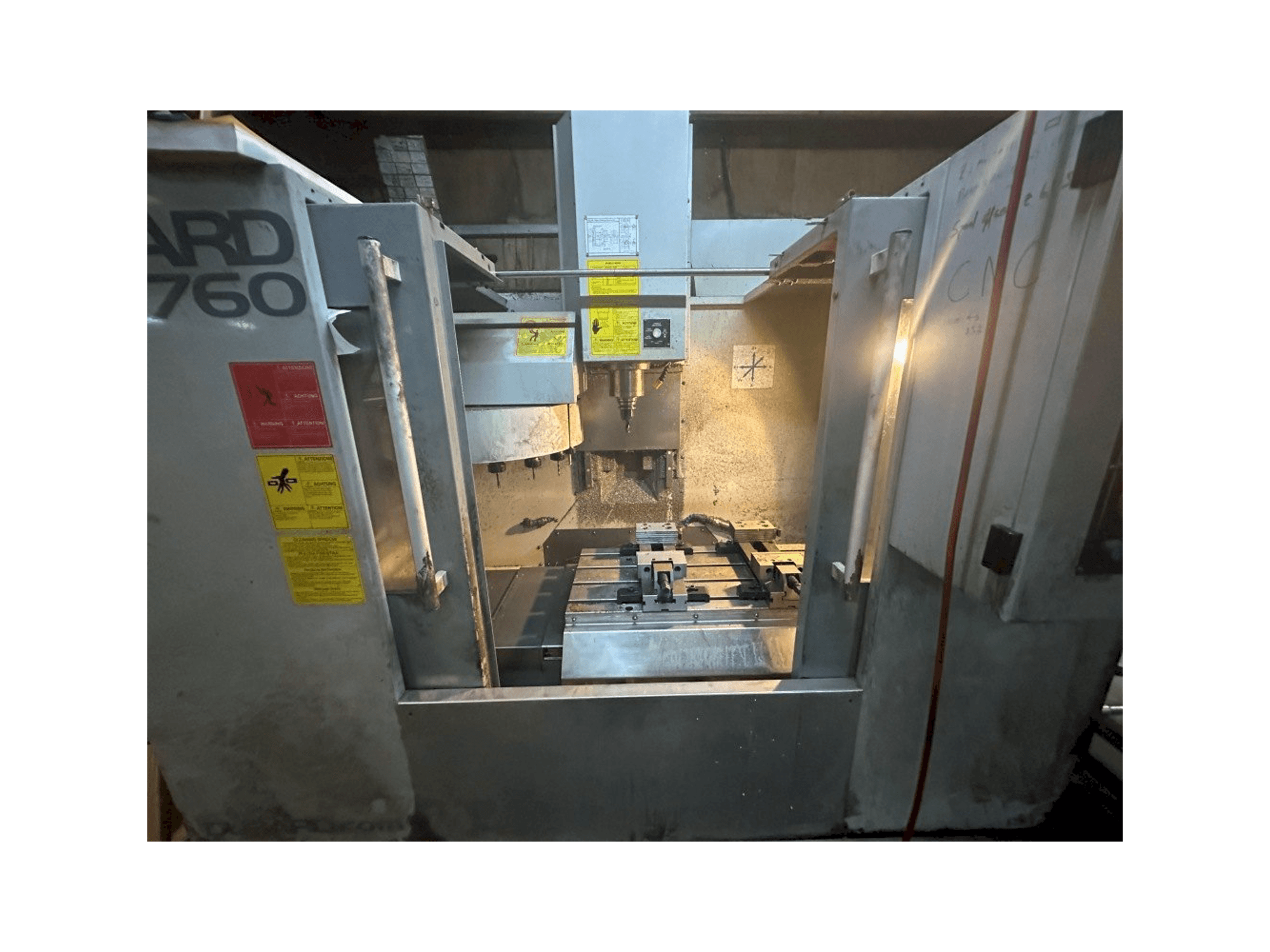 Dugard Eagle ECO 760-maskinen framifrån